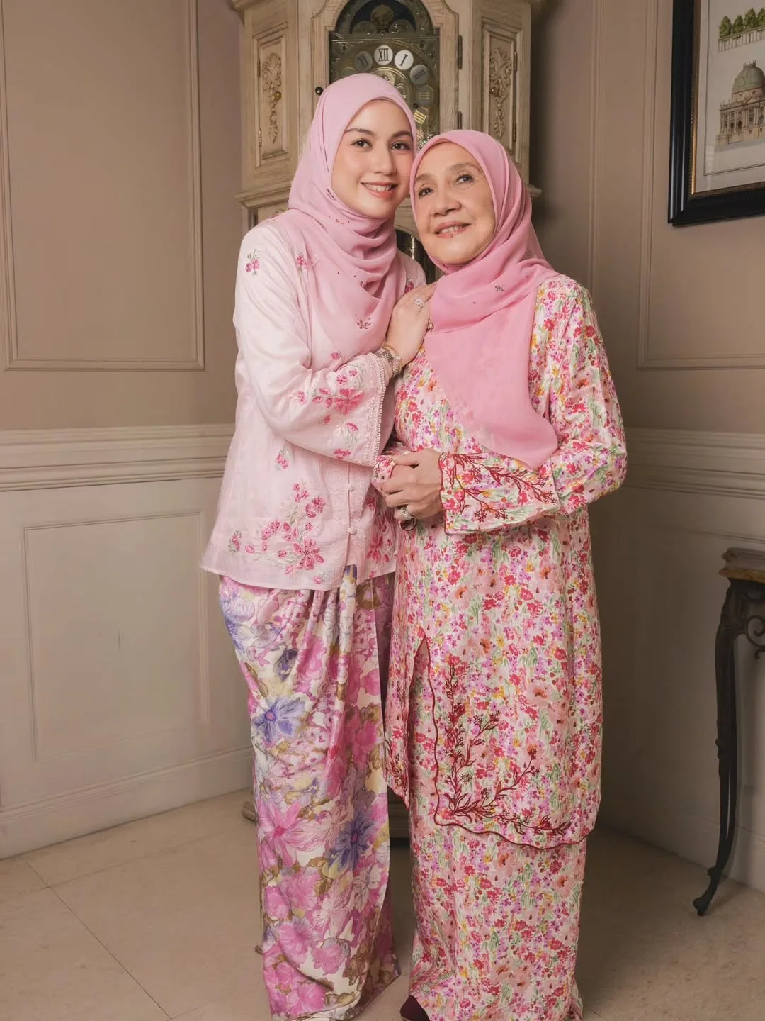 Rai Birthday Ratu Hati Kesayangan, Datin Lisa Surihani Titip Ucapan Bermakna Buat Ibu Siti Amira!