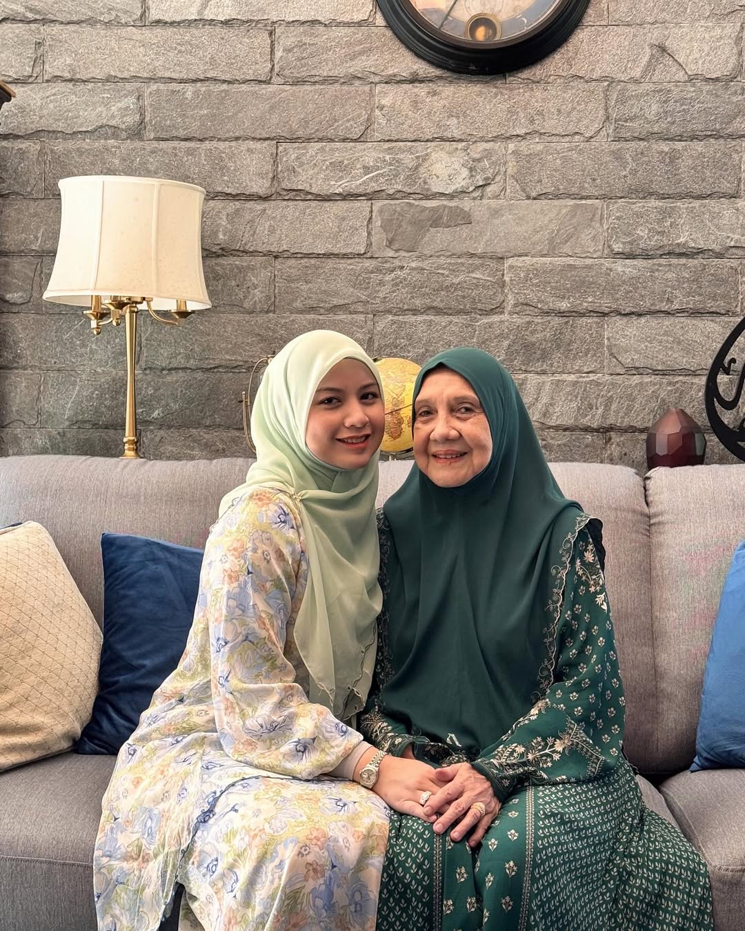 Rai Birthday Ratu Hati Kesayangan, Datin Lisa Surihani Titip Ucapan Bermakna Buat Ibu Siti Amira!