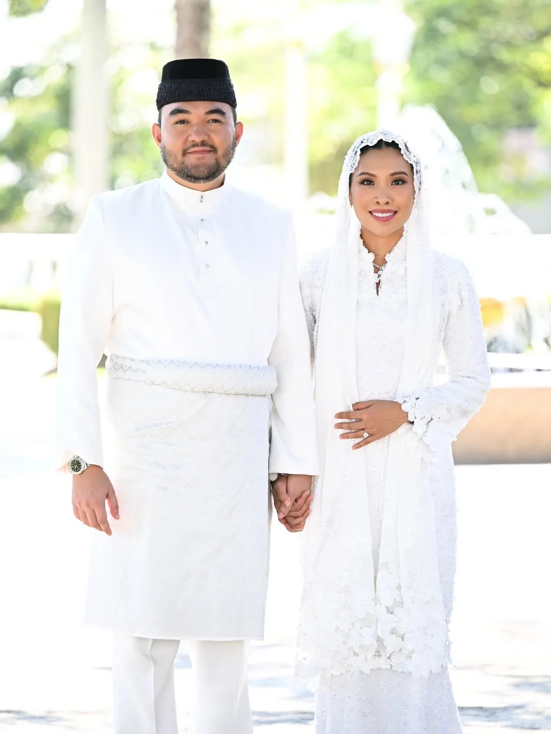 "Happy Birthday My Dearest,” Pertama Kali Rai Hari Lahir Datin Paduka Seri Afzaa Fadini, Tengku Amir Shah Titip Ucapan Buat Permaisuri Hati! 13 “Happy Birthday My Dearest,” Pertama Kali Rai Hari Lahir Datin Paduka Seri Afzaa Fadini, Tengku Amir Shah Titip Ucapan Buat Permaisuri Hati!