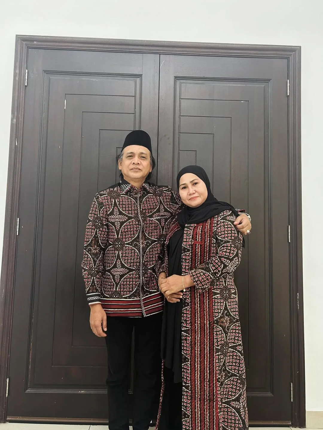 Sering Tersenyum & Mesra, Populariti Anak Kian Meningkat Eina Astillah Selesa Low Profile!