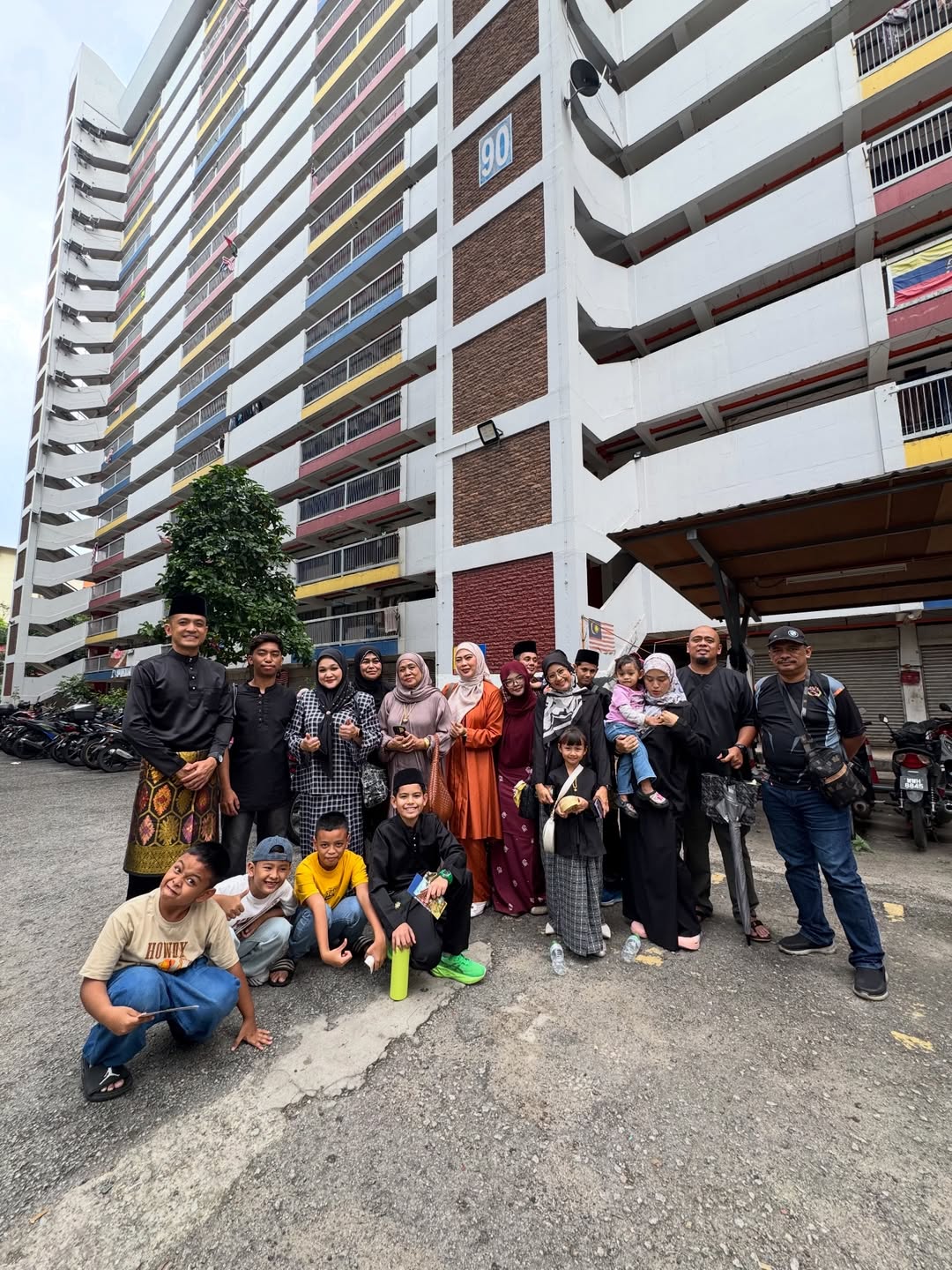 “Ibu Bawa Saya Pergi Pertandingan Nyanyian,” Tomok Kenang Memori Waktu Kecil & Cetus Impian Jadi Penyanyi!
