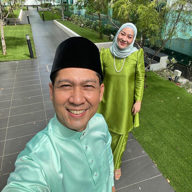Rumah Tangga Bahagia Zarul Umbrella, Jarang Kongsi Wajah Isteri Tapi Sentiasa Ada Di Sisi Selama 17 Tahun Kahwin!