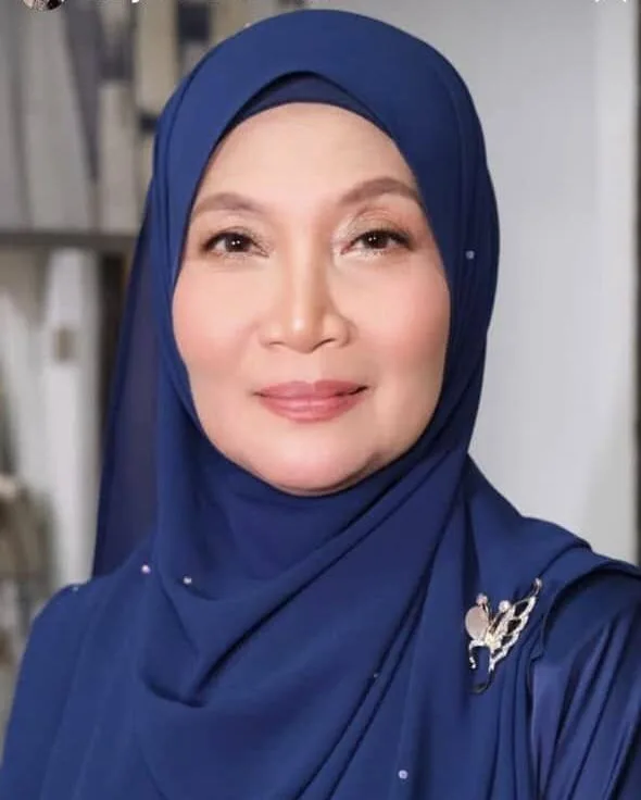 Ibu Daiyan Trisha, Dr Samsiah Mohd Nor Novelis Hebat & Bekas Guru Dedikasi, Tenang Lalui Usia Bersara
