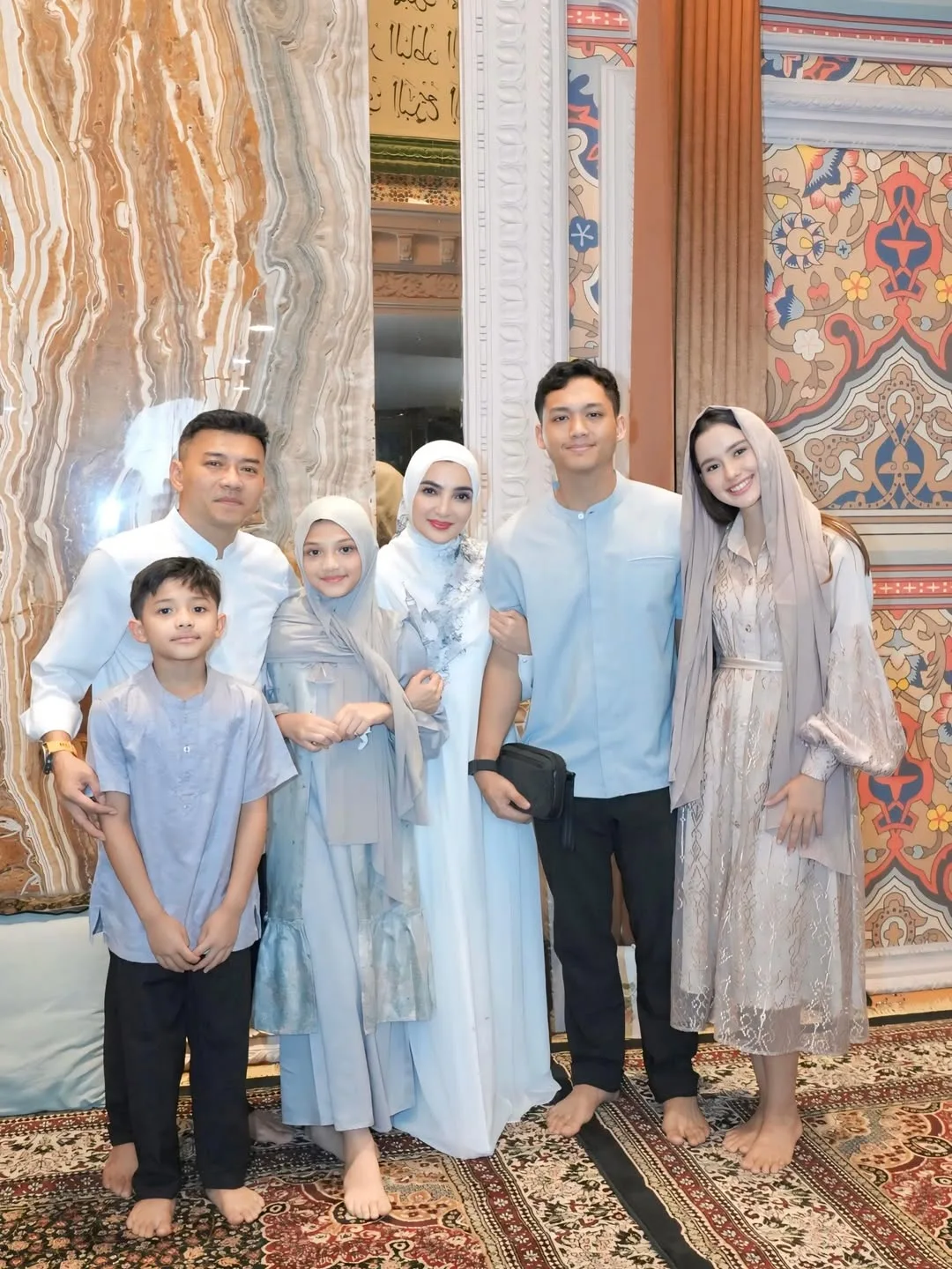 Ibadah Haji Ubah Cara Pandang Hidup & Kasih Sayang Allah, Ashanty Sebak Dijemput Ke Tanah Suci Walau Masih Fakir Ilmu! 19 Ibadah Haji Ubah Cara Pandang Hidup & Kasih Sayang Allah, Ashanty Sebak Dijemput Ke Tanah Suci Walau Masih Fakir Ilmu!