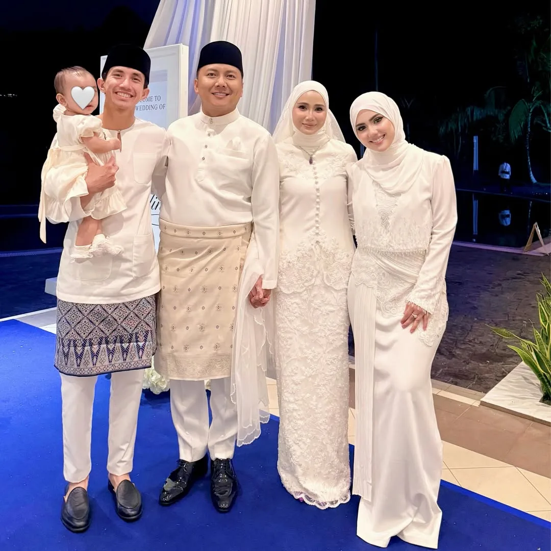 Bergelar Ibu Usia 24 Tahun, Dahlia Rizal Akui Letih Tapi Sangat Indah & Tiap Momen Bersama Anak Tak Ternilai! 29 Bergelar Ibu Usia 24 Tahun, Dahlia Rizal Akui Letih Tapi Sangat Indah & Tiap Momen Bersama Anak Tak Ternilai!