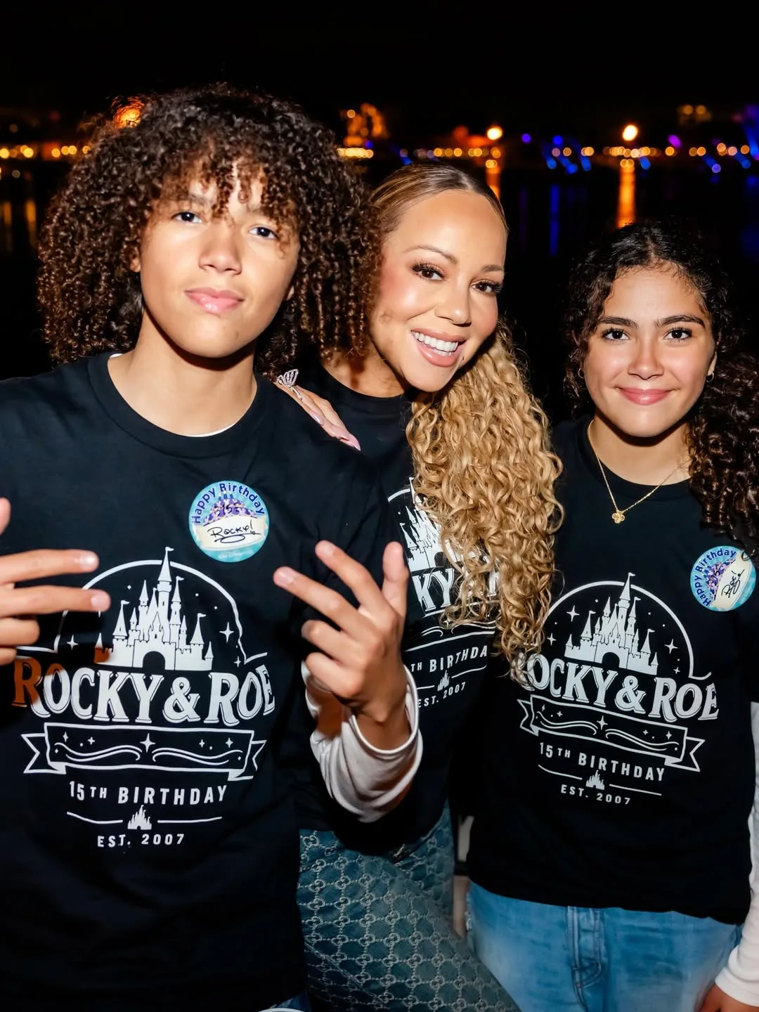 Warisi Bakat Mendiang Ibu Yang Juga Guru Vokal, Mariah Carey Kini 56 Tahun & Ada Anak Kembar!