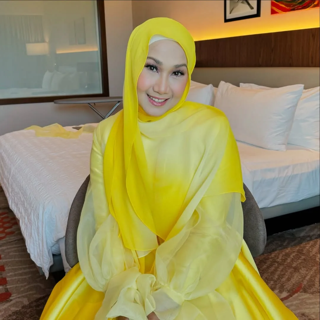 Sentiasa Happy Go Lucky & Awet Muda, Usia 55 Tahun Amy Mastura Masih Aktif Berlakon!