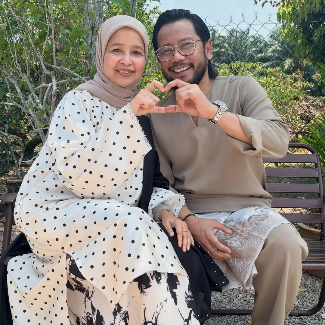 Urus Karier Seni Suami, Liza Ilias Juga Isteri Ajai Bahagia 17 Tahun Layari Perkahwinan, “Dia Tak Suka Memanjangkan Perkara!”