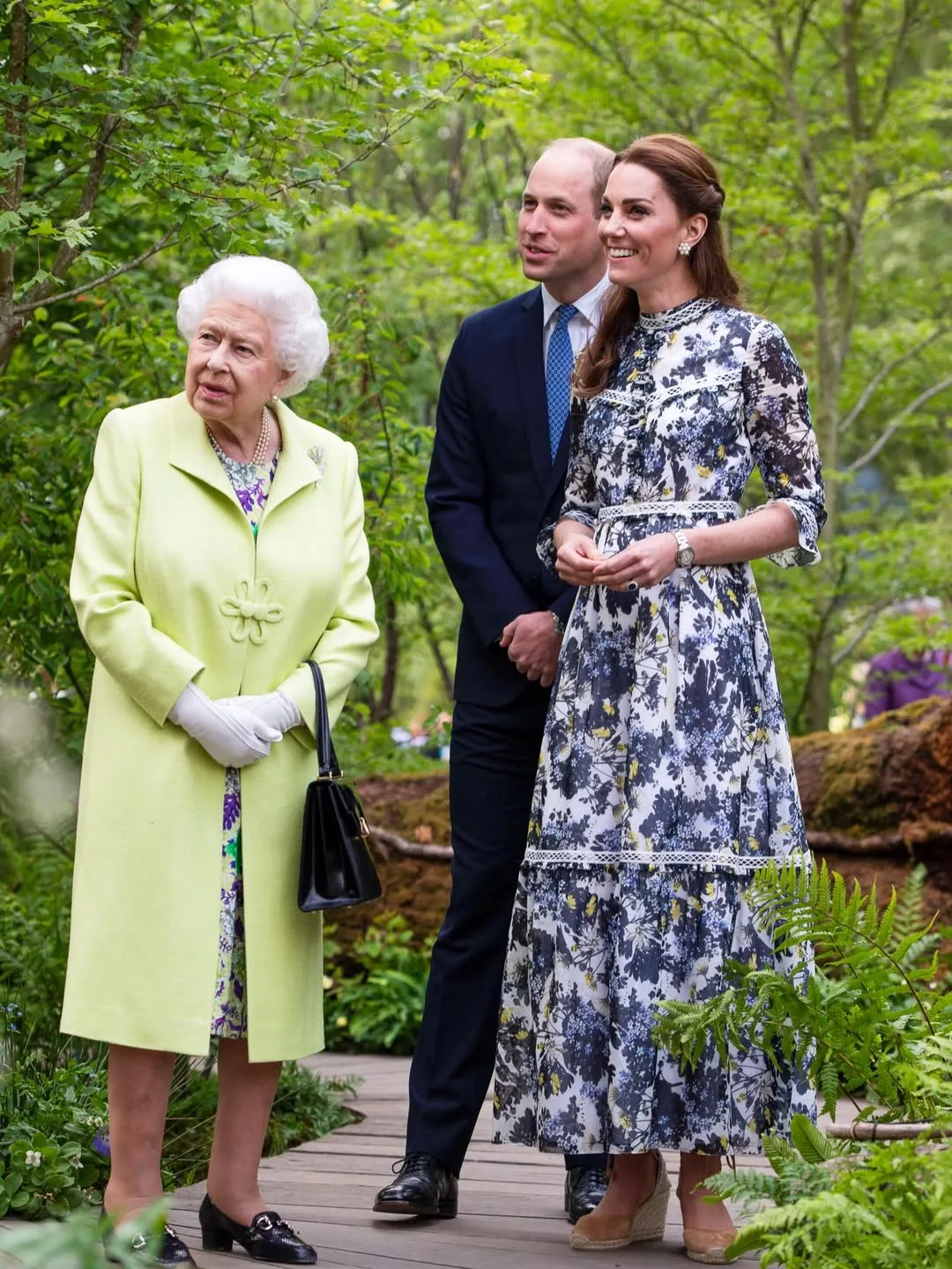 Gaya Puteri Wales Sempena Acara Memperingati 100 Tahun Ratu Elizabeth II, Rona Lilac Tribute Utama! 16 Gaya Puteri Wales Sempena Acara Memperingati 100 Tahun Ratu Elizabeth II, Rona Lilac Tribute Utama!