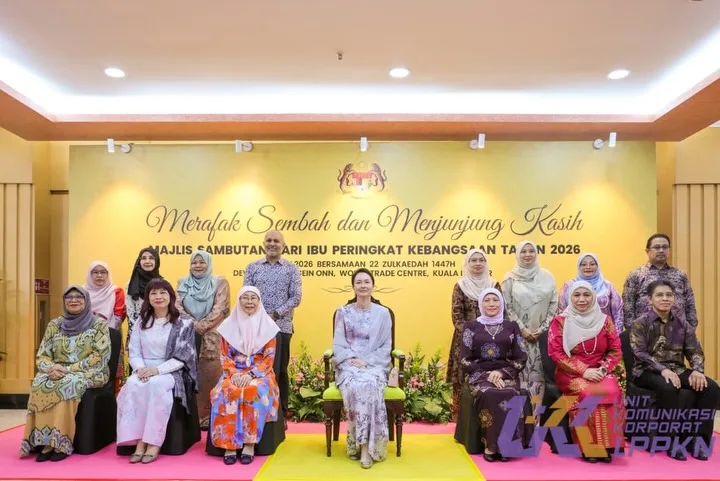 Raja Permaisuri Perak Tuanku Zara Salim Anggun Usia 53 Tahun, Suri Hati Sultan Perak Ini Cicit Sultan Kedah Ke-24! 21 Raja Permaisuri Perak Tuanku Zara Salim Anggun Usia 53 Tahun, Suri Hati Sultan Perak Ini Cicit Sultan Kedah Ke-24!