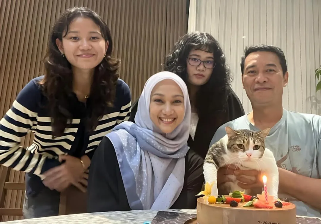 Sentiasa Happy Go Lucky & Awet Muda, Usia 55 Tahun Amy Mastura Masih Aktif Berlakon!