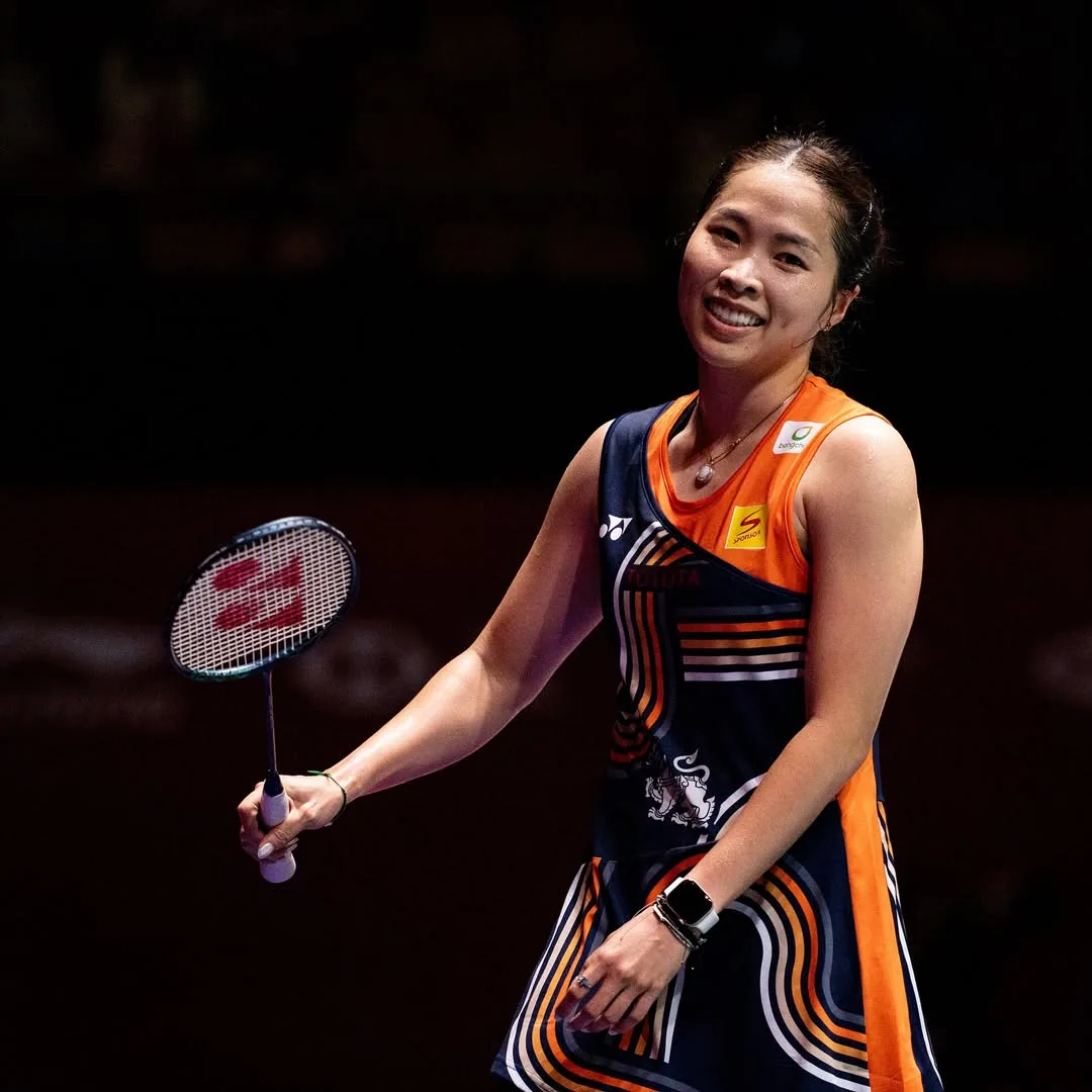 Main Badminton Di Kilang Manisan Tempat Kerja Bapa Masa Kecil, Kini Ratchanok Intanon Huni Ranking Ke-7 Dunia!