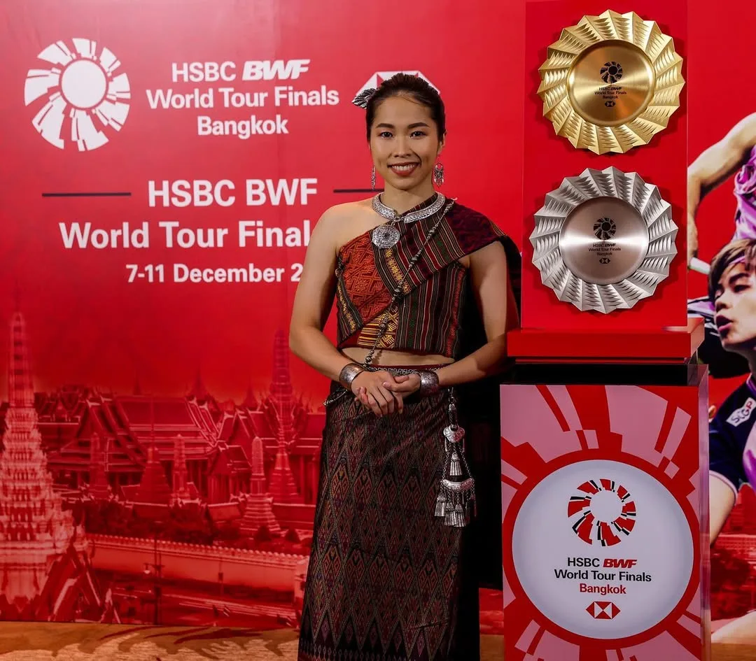 Main Badminton Di Kilang Manisan Tempat Kerja Bapa Masa Kecil, Kini Ratchanok Intanon Huni Ranking Ke-7 Dunia!