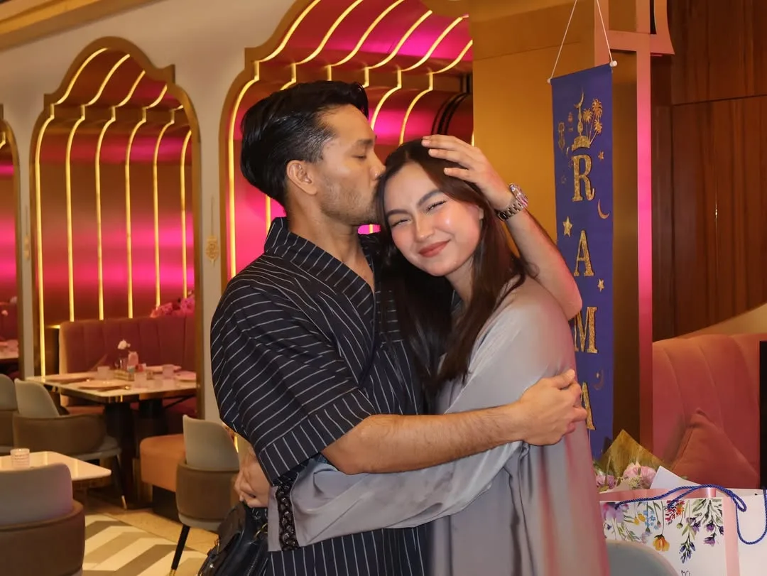Cantik Isteri Shahz Jaszle, Nur Hanis Husna Bahagia 11 Tahun Jadi Isteri & Galas Tugas Ibu 3 Anak!