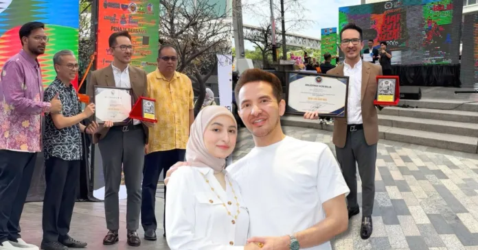 DATO AZRIL RADZI DATO AZRIL RADZI