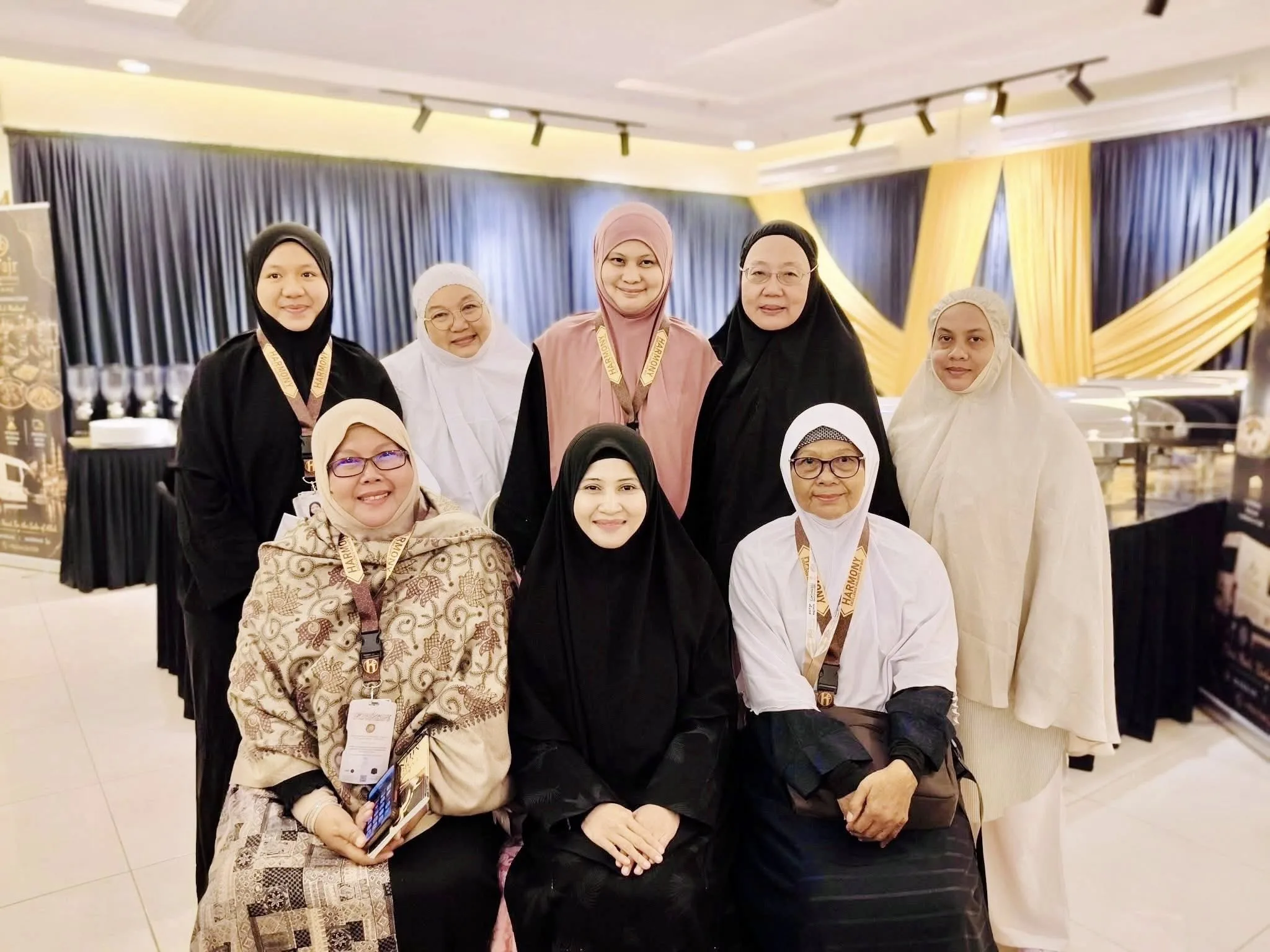 Ustazah Asma' Harun Jadi Pembimbing Ibadah Haji, Tenang Pimpin Jemaah Di Tanah Suci 13 Ustazah Asma’ Harun Jadi Pembimbing Ibadah Haji, Tenang Pimpin Jemaah Di Tanah Suci