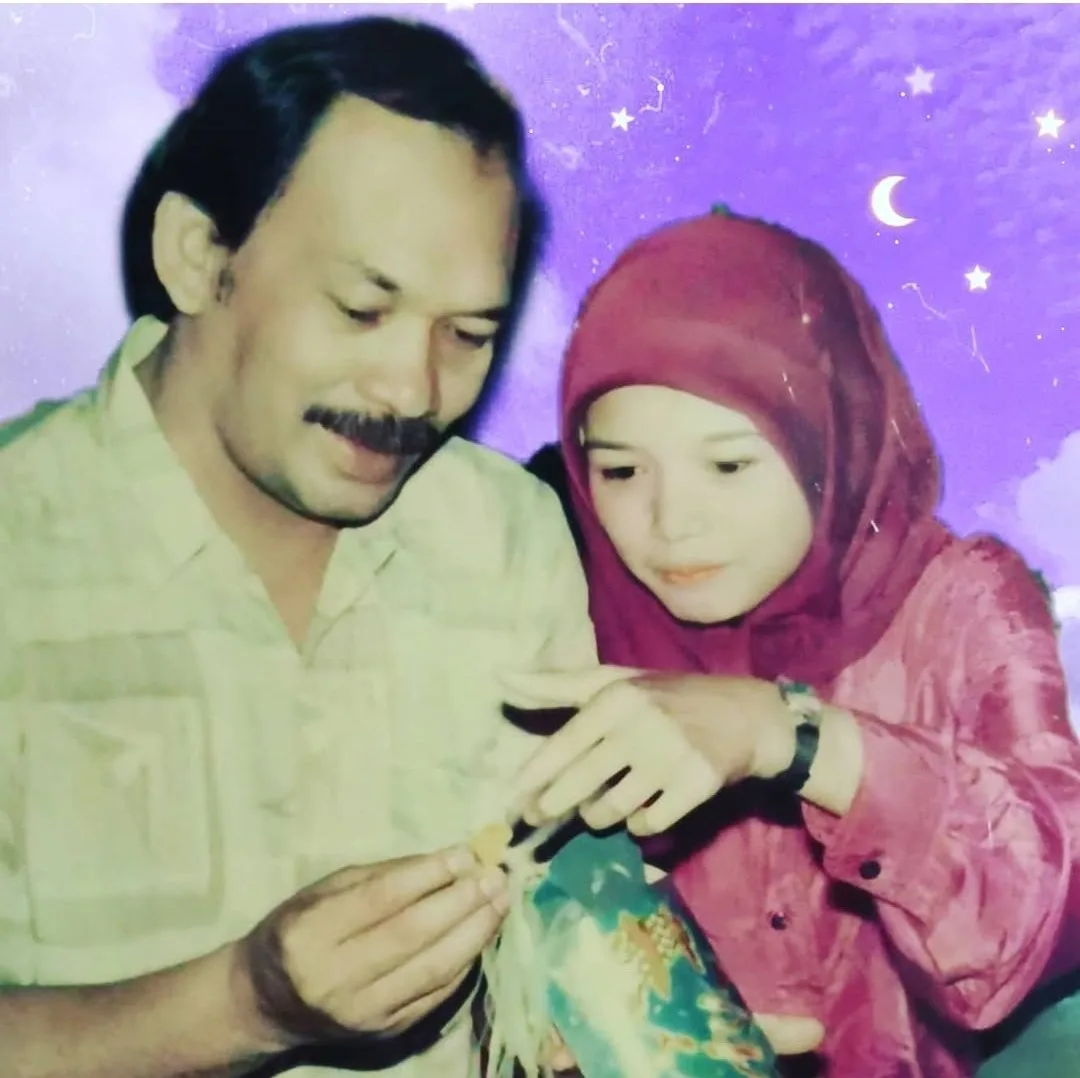 Anak Arwah Shukery Hashim Bergelar Pensyarah, Ts. Dr. Nurshikin Kenang 17 Tahun Pemergian Bapa “Ayah Sangat Tegas Tentang Hutang!”