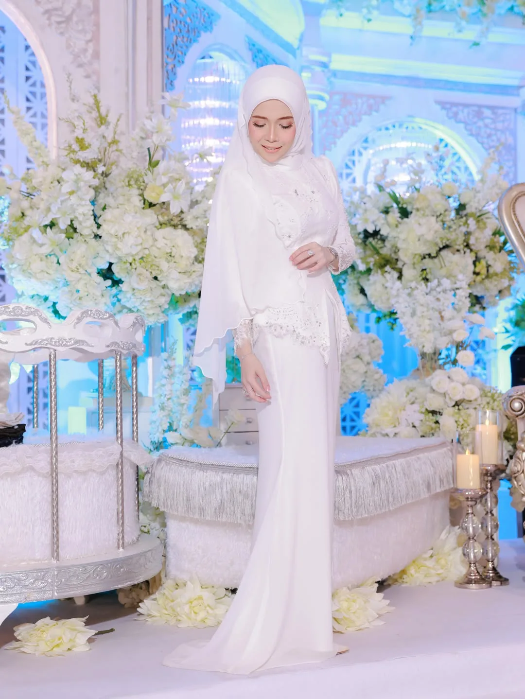 Datin Afzalizah Timang Anak Lelaki Keempat, Majlis Aqiqah & Berendoi Cahaya Mata Usahawan Kosmetik Ini Mewah Macam Wedding!