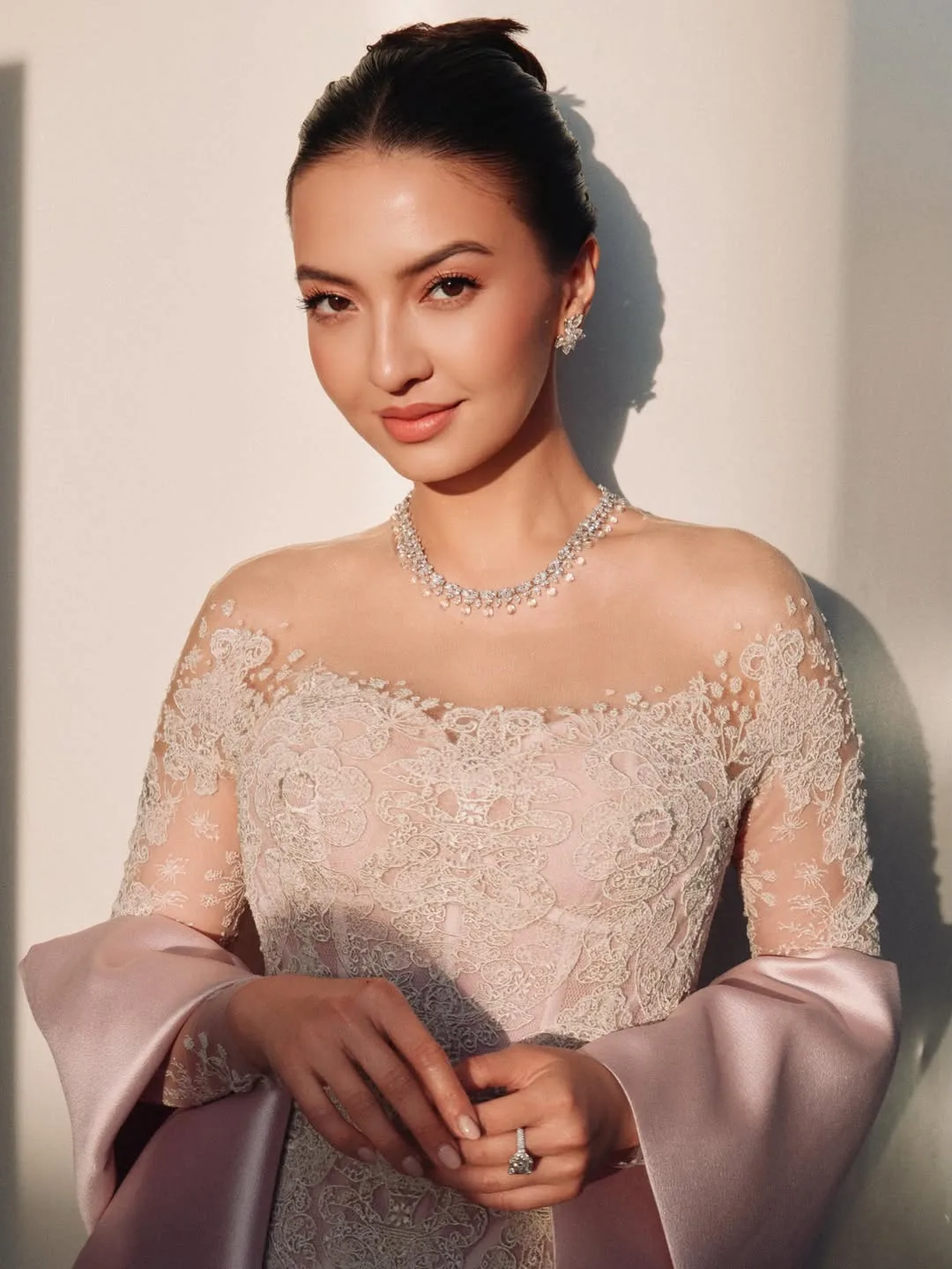 Rahsia Kecantikan Raline Shah, Ini 7 Amalan Kekal Jelita Usia 40!