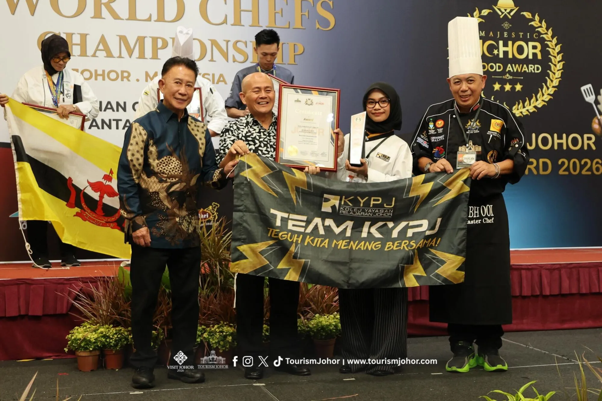 Roslia Maisara KUYPJ Raih Outstanding Chef & 15 Pingat Hebat di World Chef Championship 2026 6 Roslia Maisara KUYPJ Raih Outstanding Chef & 15 Pingat Hebat di World Chef Championship 2026