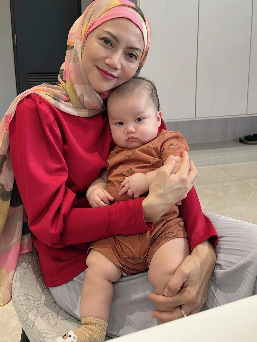 Pernah Lalui Fasa Ibu Tunggal, Datin Hayati Rahman Kembali Bangkit & Penampilan Awet Mudanya Usia 60 Raih Pujian!