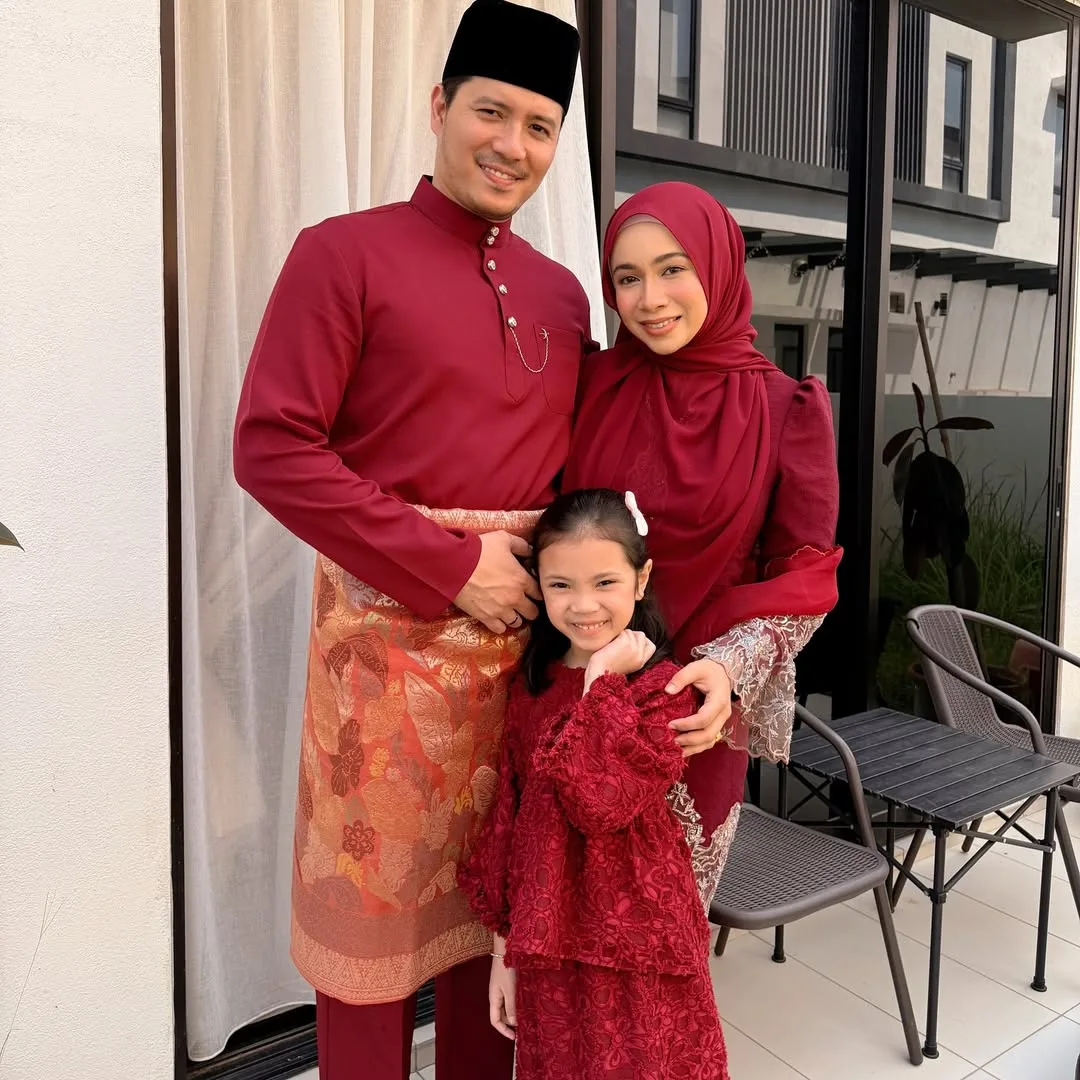 “Moga Allah Ganjarkan Syurga Untuk Suami Saya,” Selamat Bersalin Muhammad Jarir Umar, Amira Othman Hargai Jasa Suami!