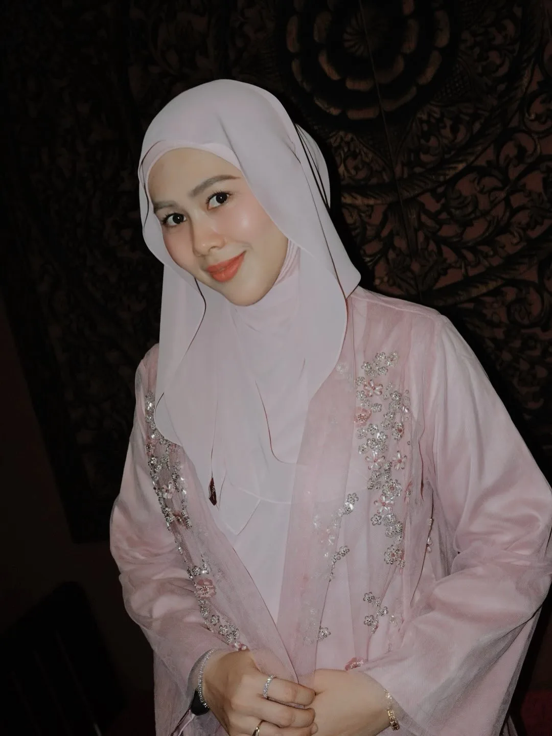 Makin Terbang Tinggi, Dari Doktor Gigi Kini Dr Fie Tawfek Terima Anugerah Pengiktirafan Usahawan & Tampil ‘Glowing’!