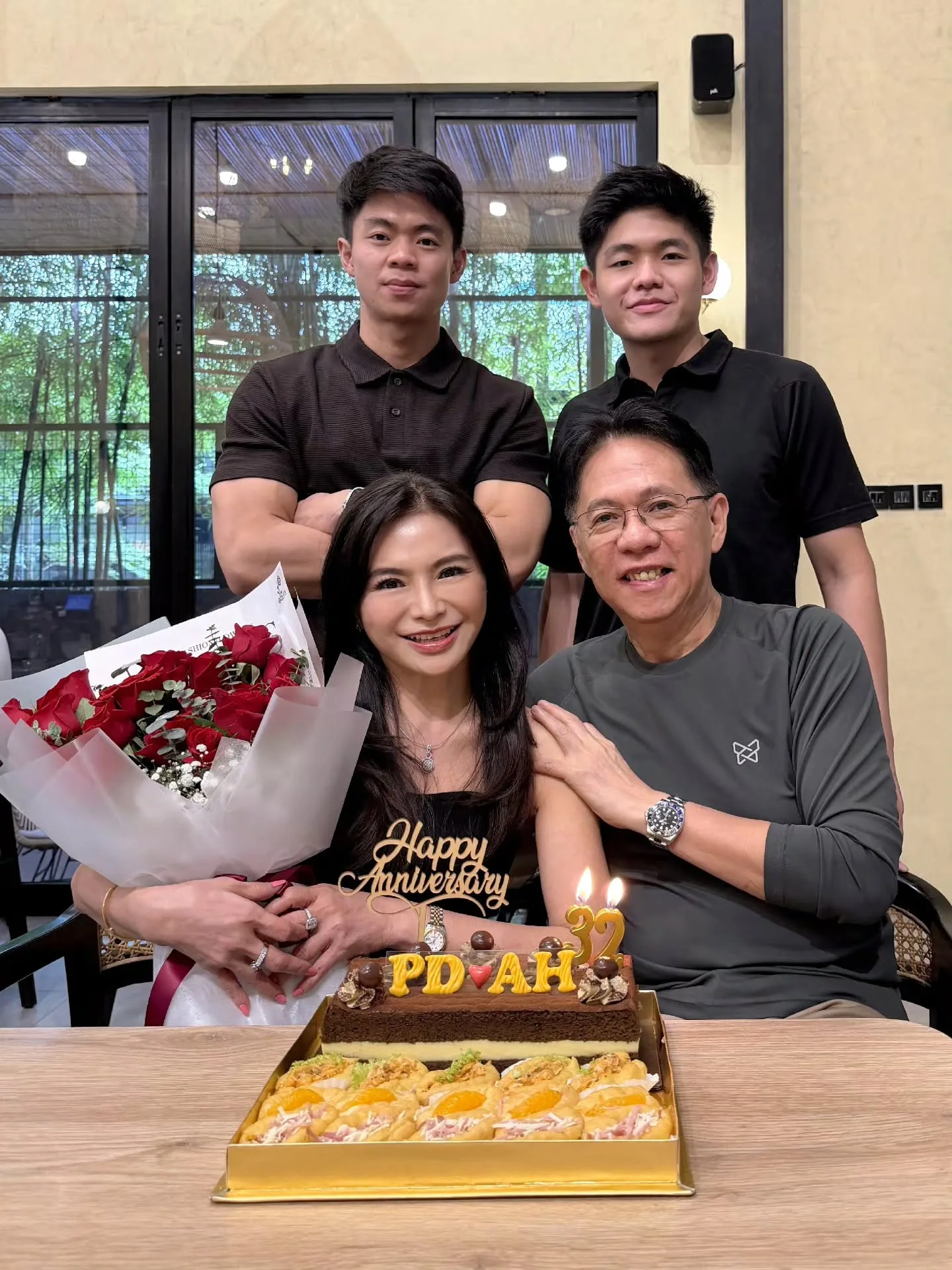 Digelar Nenek Tercantik Indonesia, Puspa Dewi Aktif Bersenam Usia 59 Tahun & Amal Diet Sihat!