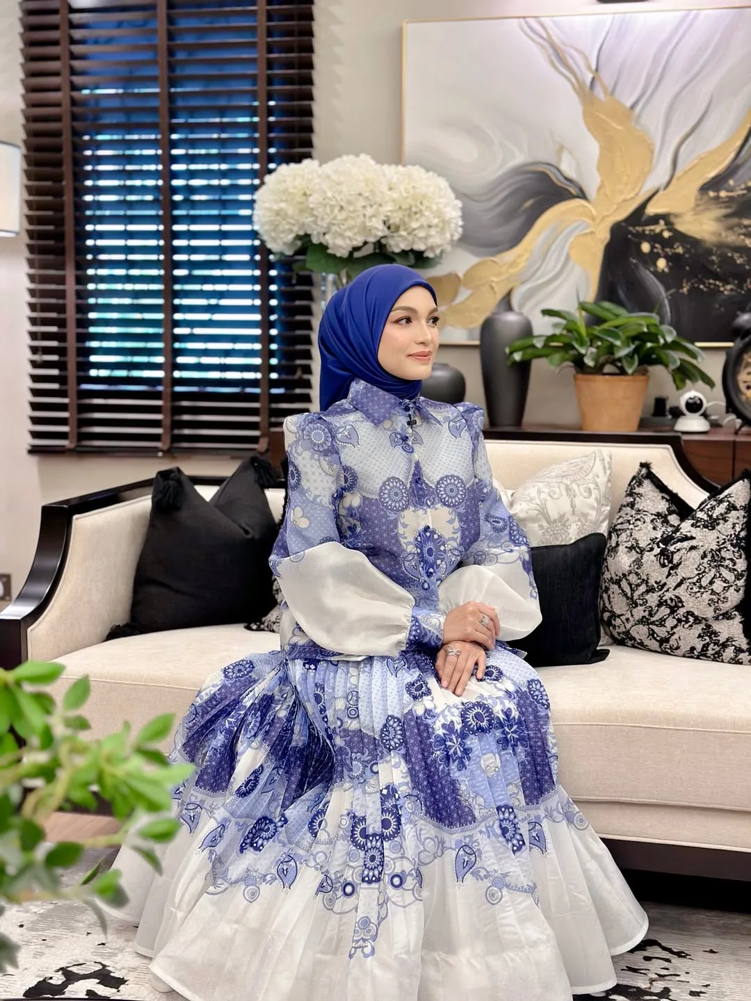 Hampir Sedekad Kahwin & Tanpa Kontroversi, Amyra Rosli Bahagia Di Sisi Amar Baharin & Sepasang Cahaya Mata!