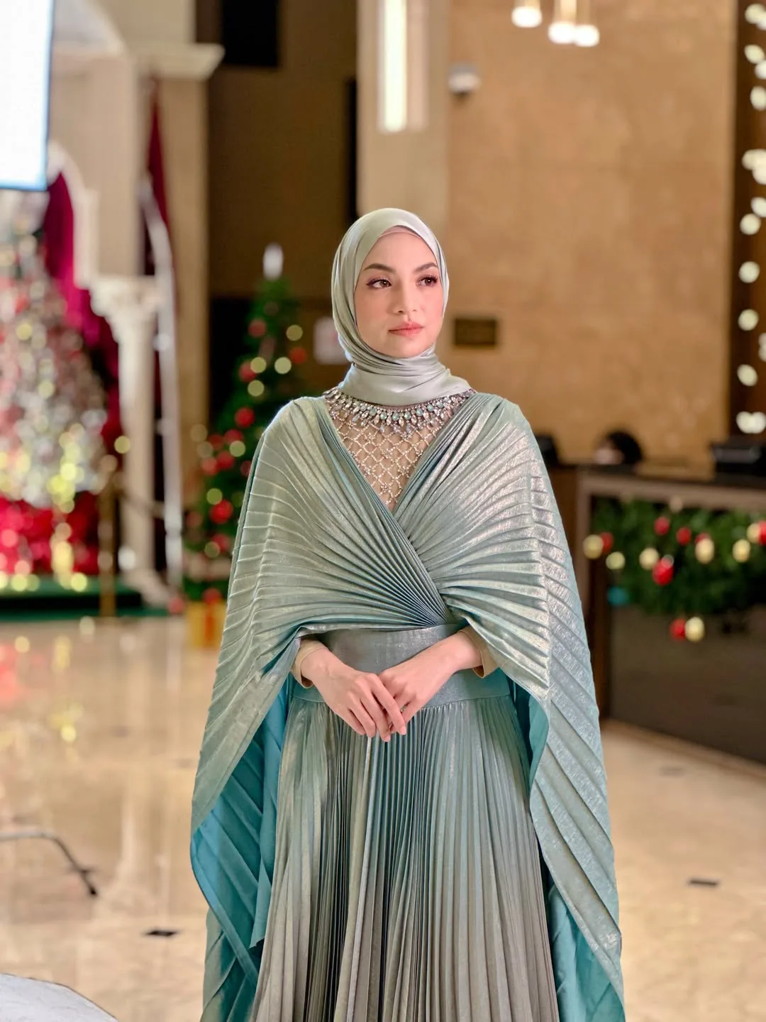 Hampir Sedekad Kahwin & Tanpa Kontroversi, Amyra Rosli Bahagia Di Sisi Amar Baharin & Sepasang Cahaya Mata!