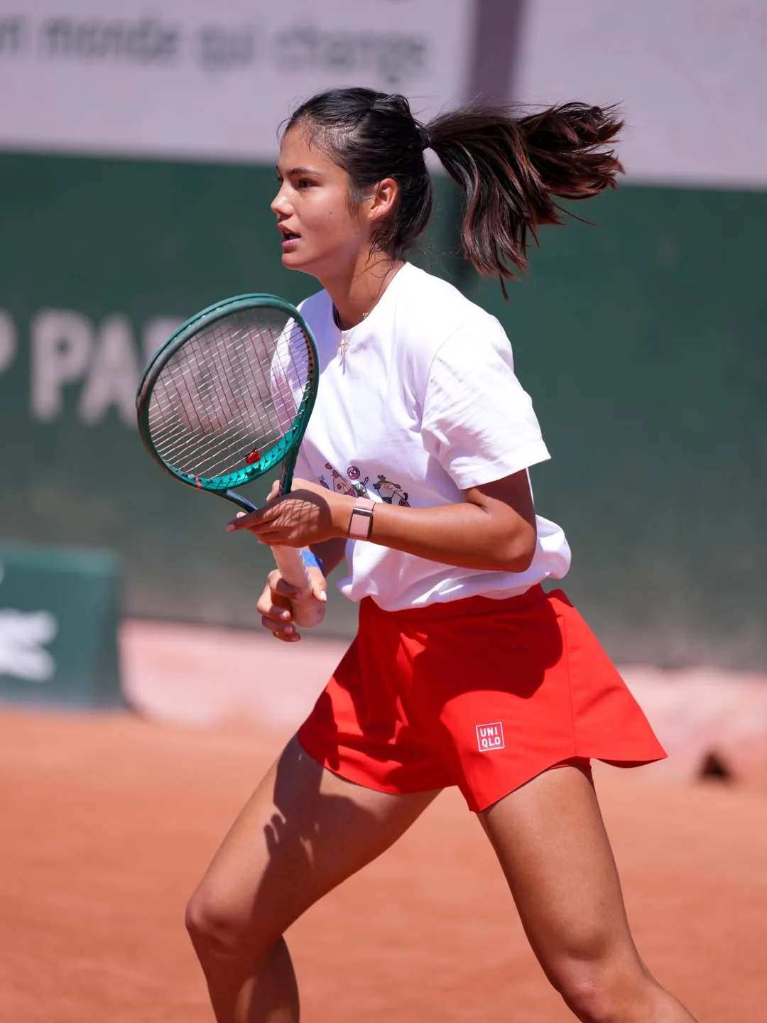 Ratu Tenis Nombor 1 Britain, Atlet Cantik Emma Raducanu Dilantik Duta Jenama Global Uniqlo! 26 Ratu Tenis Nombor 1 Britain, Atlet Cantik Emma Raducanu Dilantik Duta Jenama Global Uniqlo!
