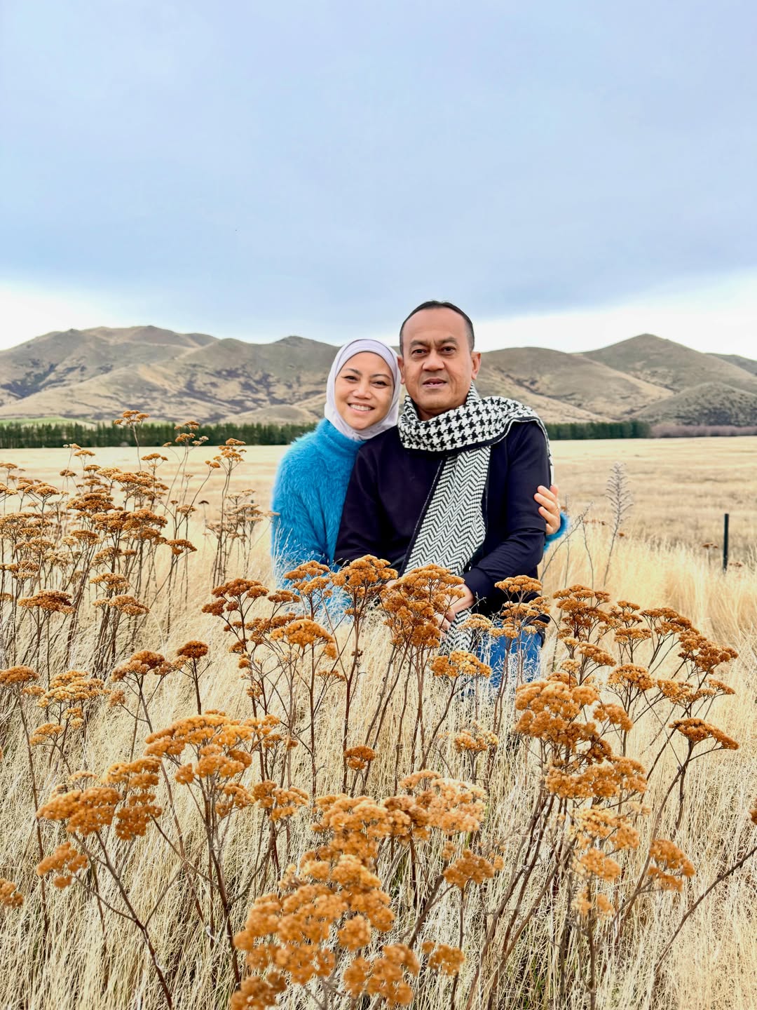 Pernah Lalui Fasa Ibu Tunggal, Datin Hayati Rahman Kembali Bangkit & Penampilan Awet Mudanya Usia 60 Raih Pujian!