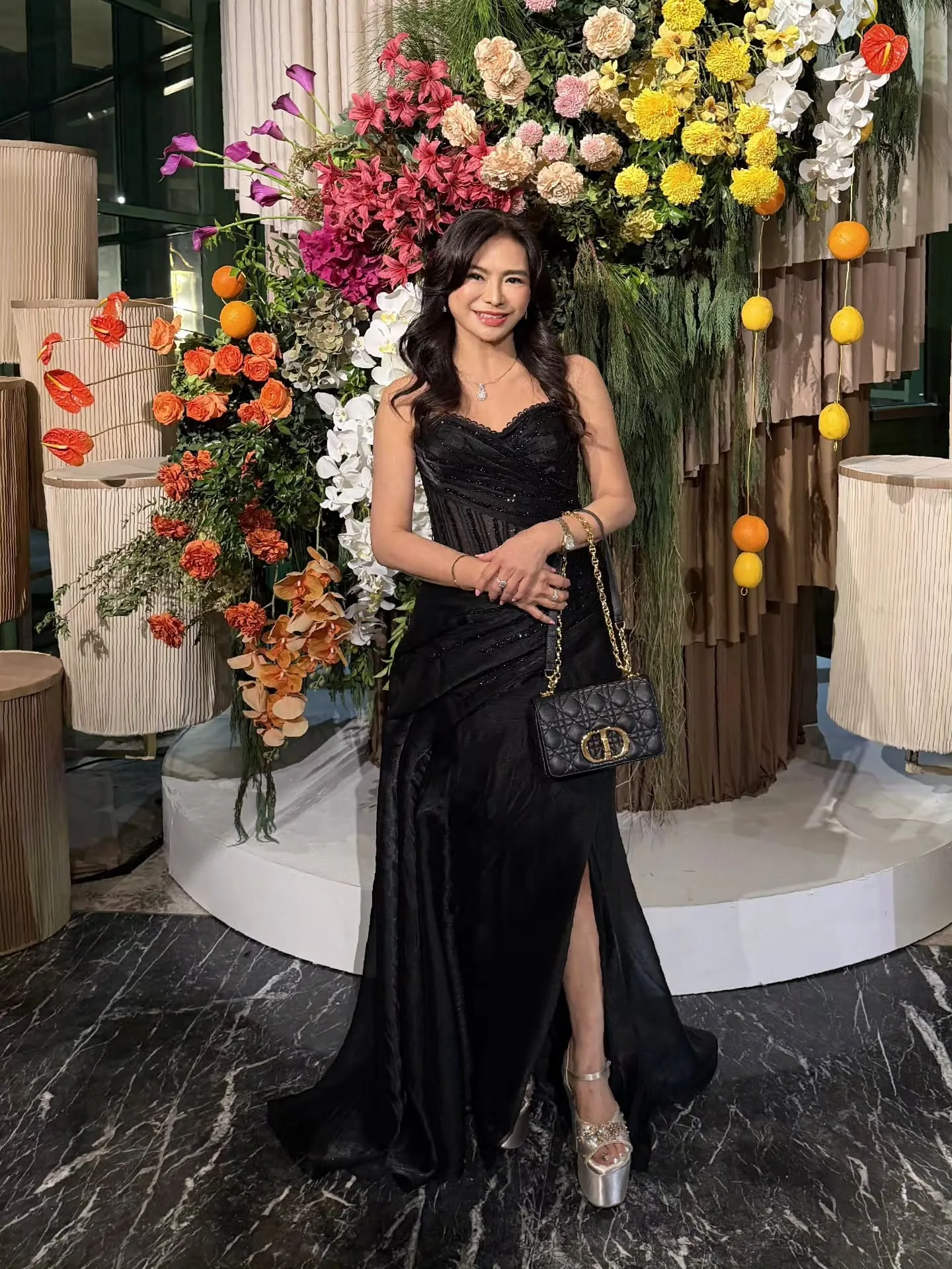 Digelar Nenek Tercantik Indonesia, Puspa Dewi Aktif Bersenam Usia 59 Tahun & Amal Diet Sihat!
