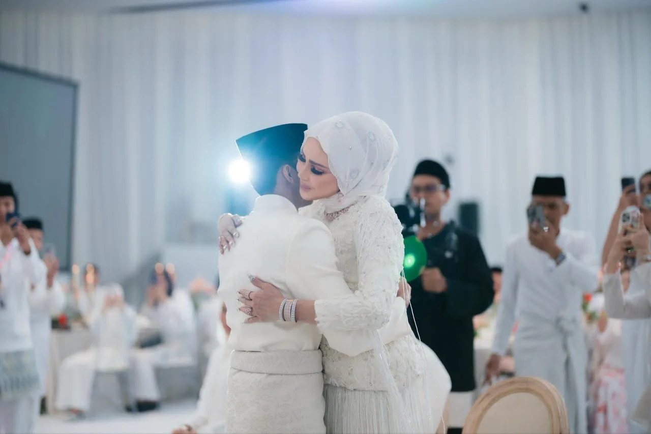 “Perkahwinan Bukan Tentang Mencari Yang Sempurna,” Ucapan Rozita Che Wan Buat Anak Tersayang Undang Sebak!