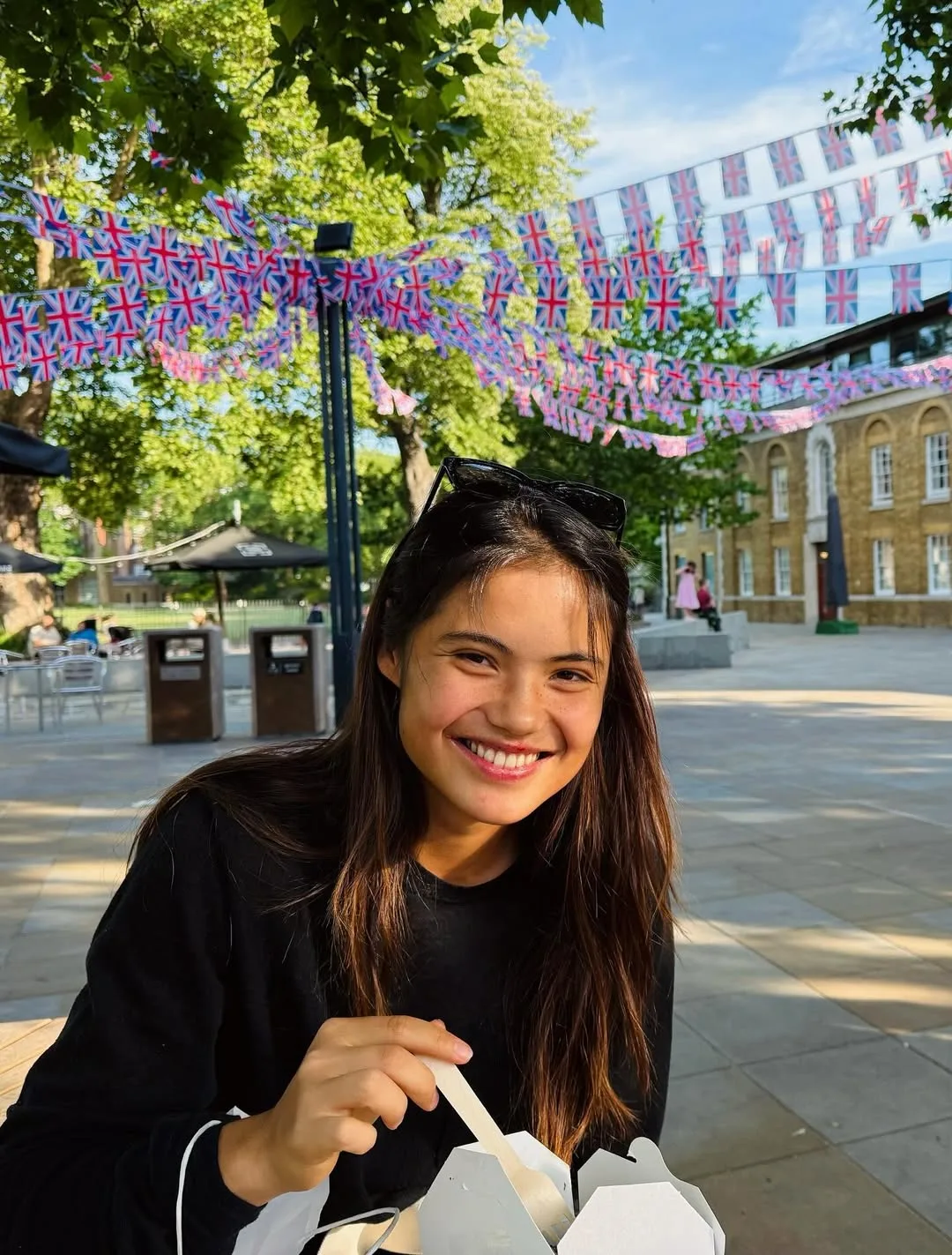 Ratu Tenis Nombor 1 Britain, Atlet Cantik Emma Raducanu Dilantik Duta Jenama Global Uniqlo!