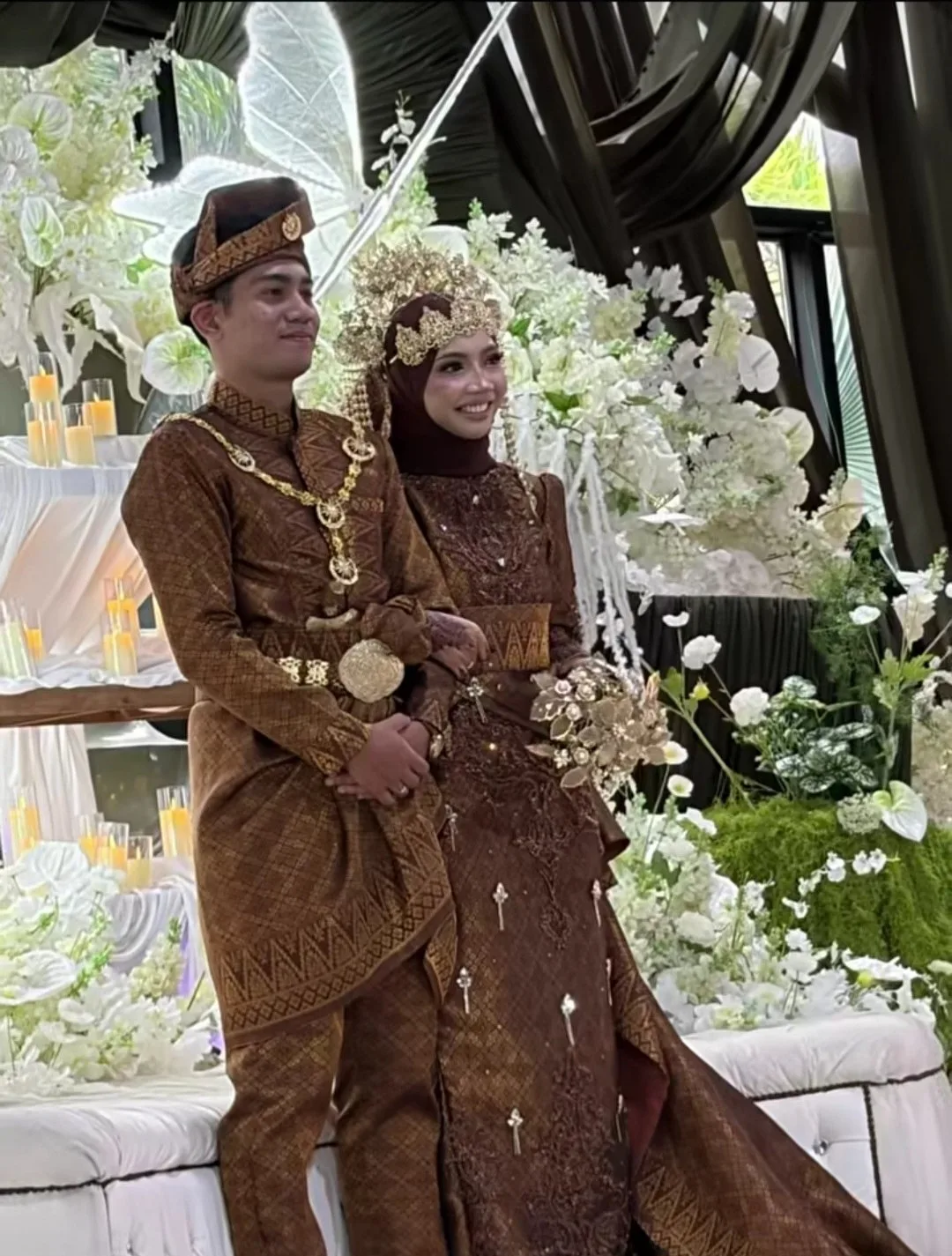 Wahid Senario & Isteri Terima Menantu, Waiz Wahid Selamat Bergelar Suami Lepas 4 Bulan Bertunang!