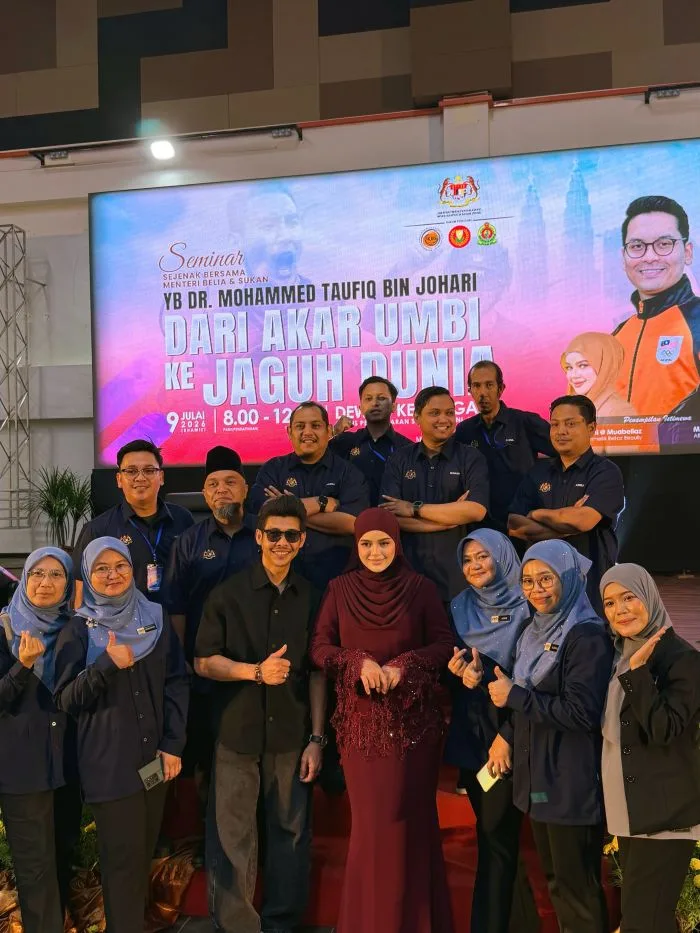 Muabellaz Terima Anugerah Tokoh Belia, Inspirasi Hebat Anak Kedah Bina Empayar Bisnes 15 Muabellaz Terima Anugerah Tokoh Belia, Inspirasi Hebat Anak Kedah Bina Empayar Bisnes
