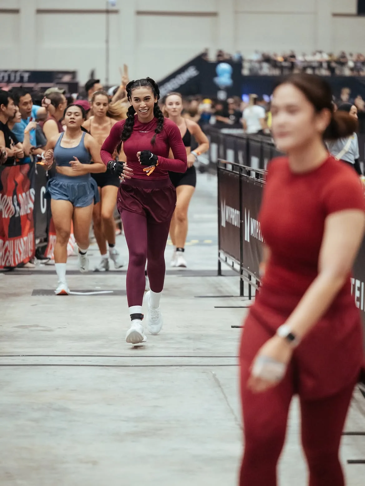 Shaza Bae & Adriana Adnan Tamatkan HYROX Jakarta 2026, Semangat Juang Mereka Jadi Inspirasi 19 Shaza Bae & Adriana Adnan Tamatkan HYROX Jakarta 2026, Semangat Juang Mereka Jadi Inspirasi