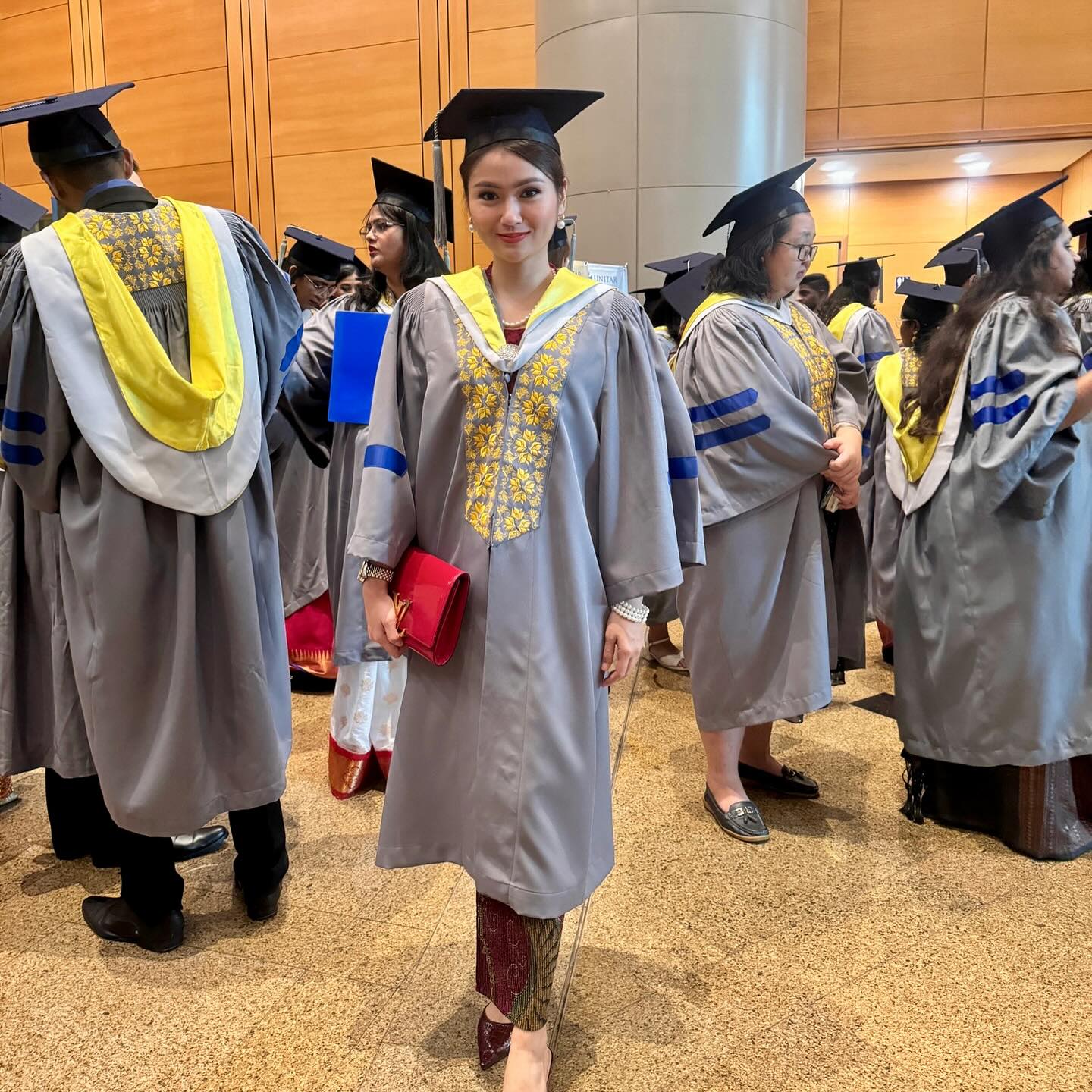 Fazeera Nazri Korban Masa Muda Demi Keluarga, “Itulah Pengorbanan Saya Supaya Boleh Kembangkan Kerluarga & Karier!”