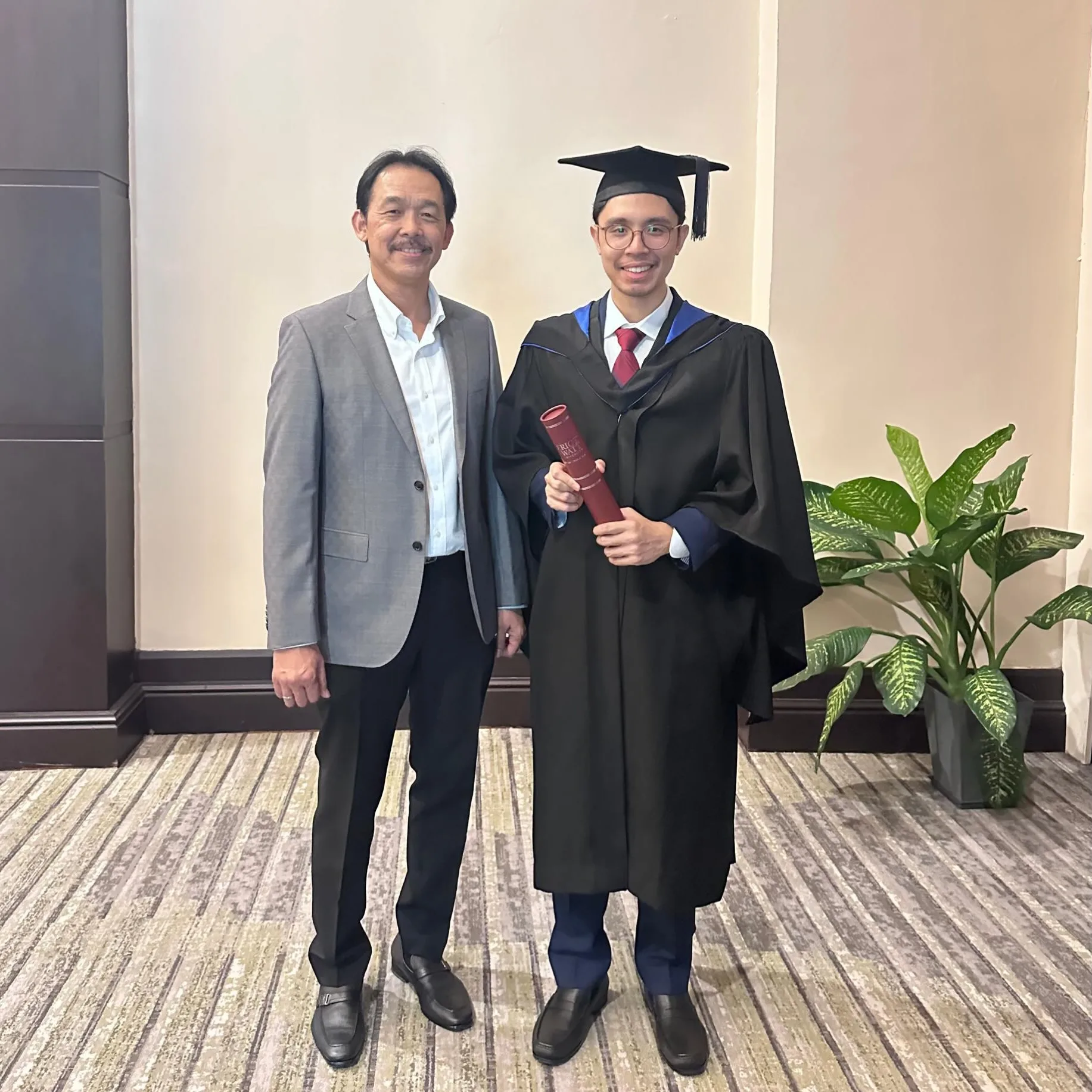 Anak Sulung Tamat Graduasi, Datuk Rashid Sidek Luah Rasa Bangga ‘Babah So Proud of You!’ 12 Anak Sulung Tamat Graduasi, Datuk Rashid Sidek Luah Rasa Bangga ‘Babah So Proud of You!’