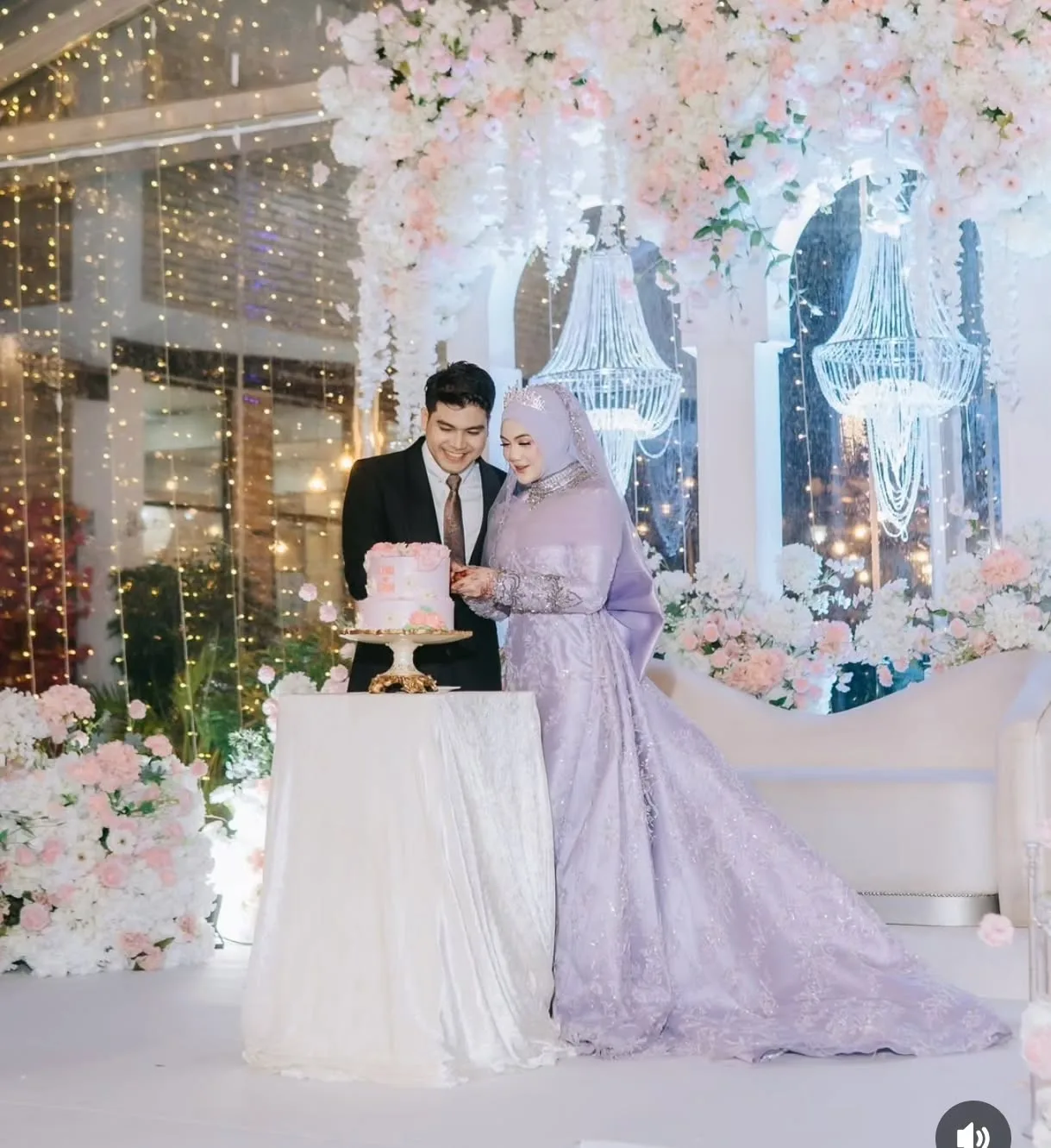 Anak Keempat Selamat Berkahwin, Lisdawati Luah Rasa Syukur & Doa Buat Anak Serta Menantu!