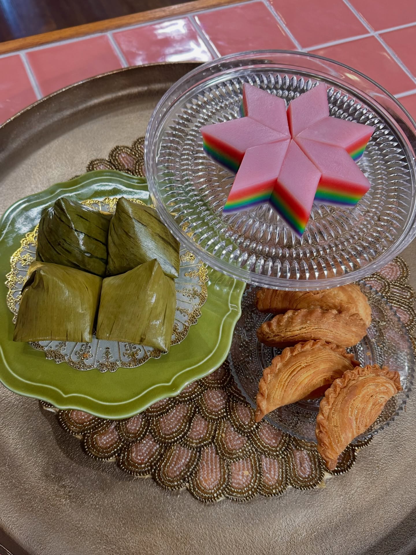 Kuih Lapis, Karipap & Koci Mendunia! Poh Ling Yeow Perkenal Kuih Tradisi Malaysia Ke MasterChef Australia 