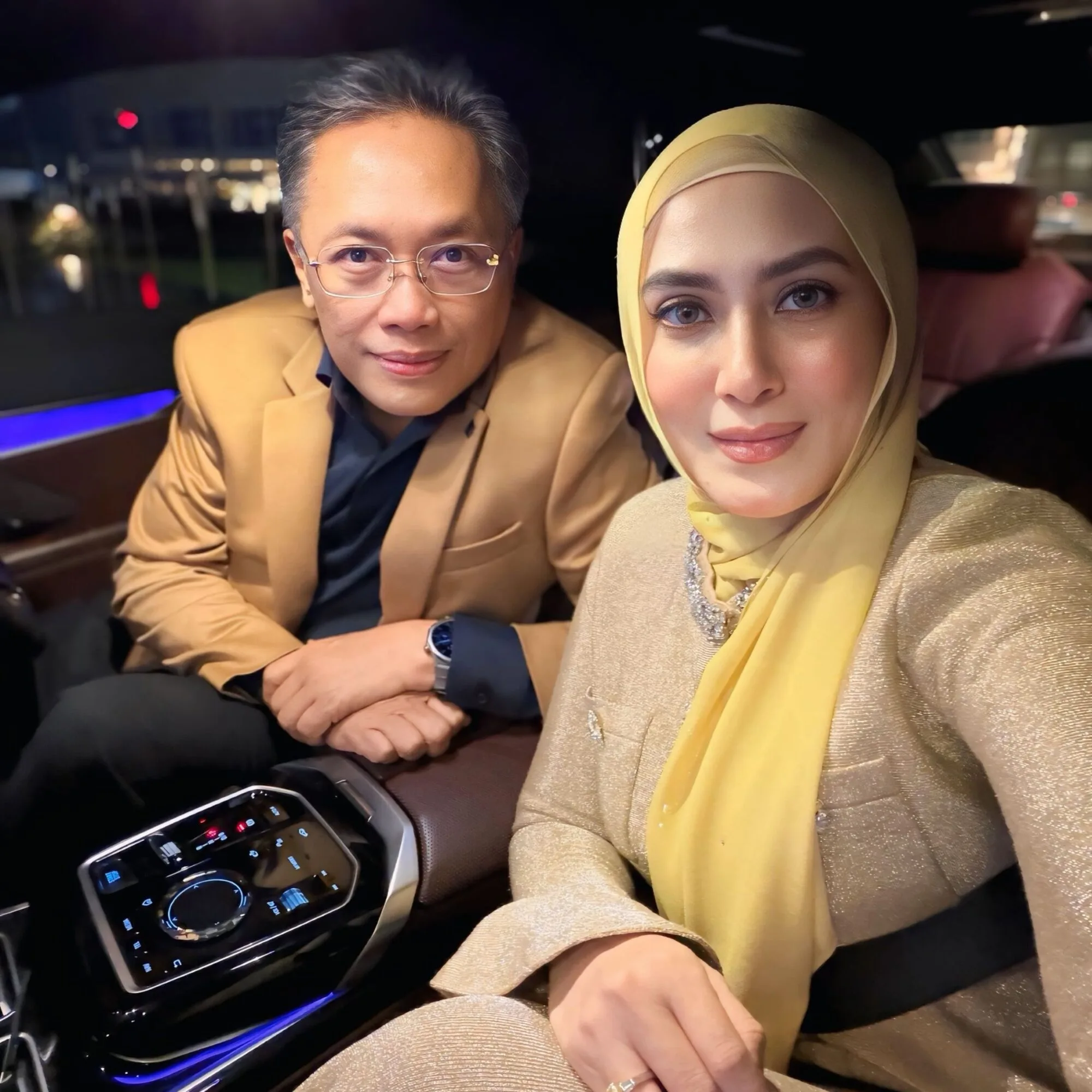Genap Usia 40 Tahun, Vie Shantie Syukur Kurniaan Rezeki Allah SWT & Kasih Sayang Insan Sekeliling! 14 Genap Usia 40 Tahun, Vie Shantie Syukur Kurniaan Rezeki Allah SWT & Kasih Sayang Insan Sekeliling!