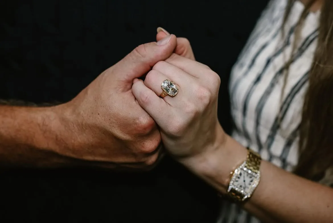 Taylor Swift dan Travis Kelce Sah Bergelar Suami Isteri, Majlis Perkahwinan Di Madison Square Garden Bak Fairytale Paling Indah 10 Taylor Swift dan Travis Kelce Sah Bergelar Suami Isteri, Majlis Perkahwinan Di Madison Square Garden Bak Fairytale Paling Indah