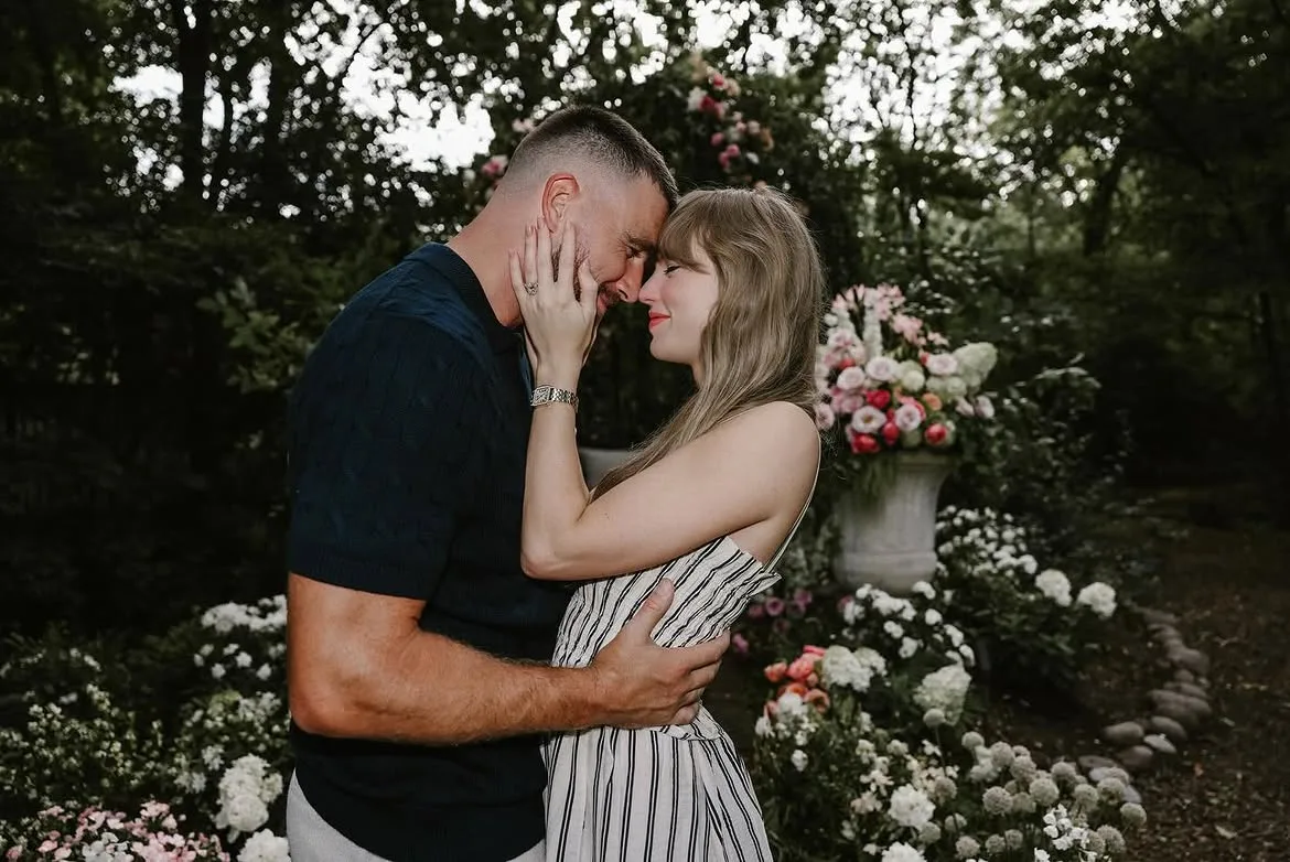 Taylor Swift dan Travis Kelce Sah Bergelar Suami Isteri, Majlis Perkahwinan Di Madison Square Garden Bak Fairytale Paling Indah 11 Taylor Swift dan Travis Kelce Sah Bergelar Suami Isteri, Majlis Perkahwinan Di Madison Square Garden Bak Fairytale Paling Indah
