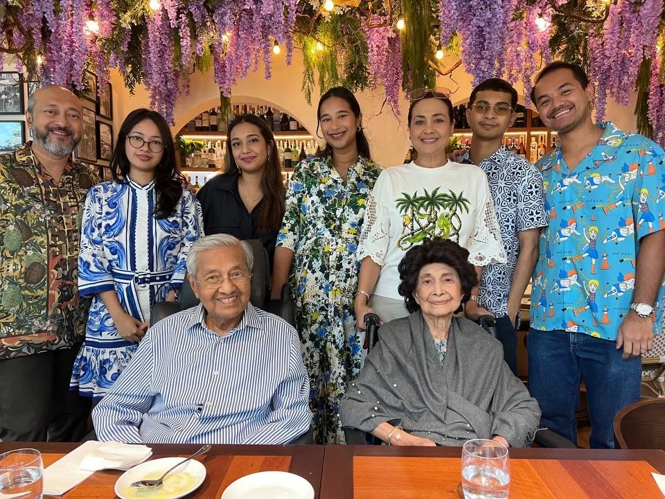 Tun Dr Siti Hasmah Mohamad Ali Cecah 100 Tahun, Lambang Isteri Negarawan Yang Rajin Menimba Ilmu 18 Tun Dr Siti Hasmah Mohamad Ali Cecah 100 Tahun, Lambang Isteri Negarawan Yang Rajin Menimba Ilmu