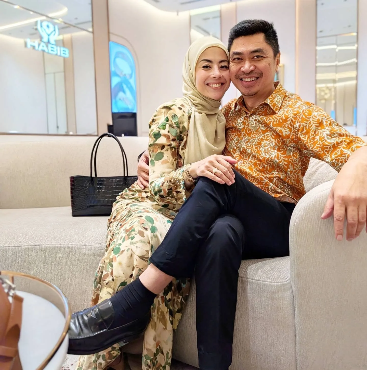 Datin Seri Dato’ Nurulhidayah Panjat Kesyukuran, Saksi Suami Dikurnia Gelaran Dato’ Seri