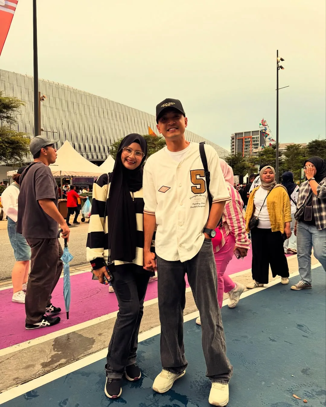 “Ayu Sayang Shah,” 15 Tahun Usia Perkahwinan Suri Hati Tomok, Ayu Abas Syukur Dikurnia Rumah Tangga Bahagia!