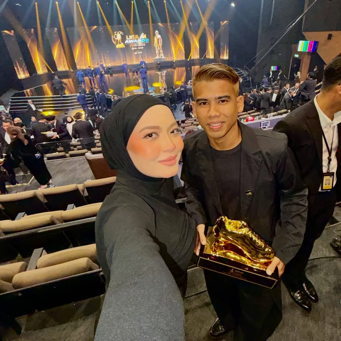 Syifa Melvin & Safawi Rasid