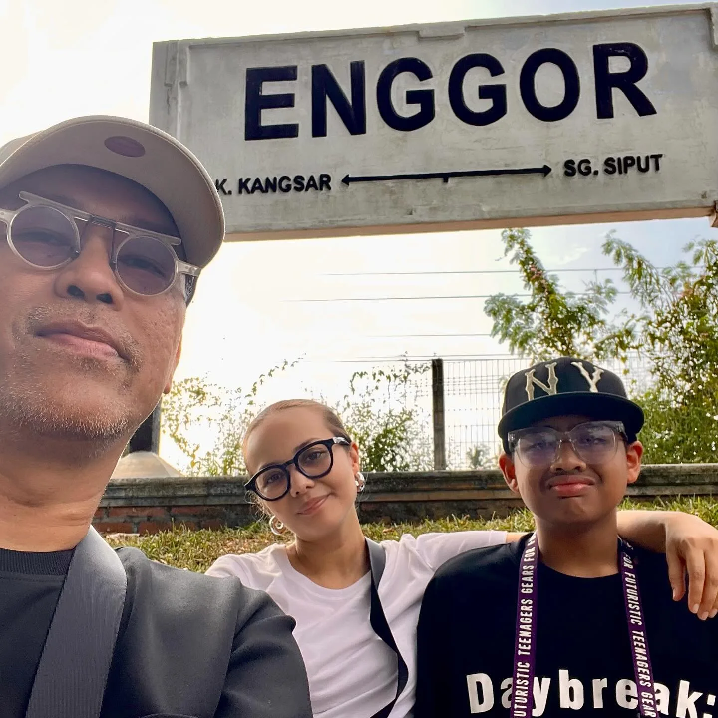 Anggun Jelita Usia 40an, Emelda Rosemila Aktif Berlakon & Bahagia Di Samping Adlin Aman Ramlie!